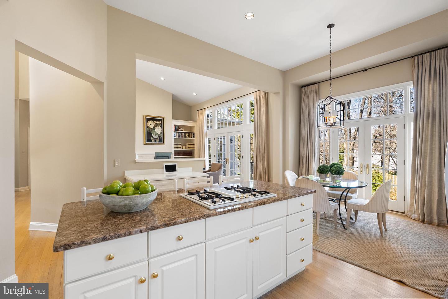 7440 OLD MAPLE SQ, MCLEAN, Virginia 22102, 5 Bedrooms Bedrooms, ,4 BathroomsBathrooms,Residential,For sale,7440 OLD MAPLE SQ,VAFX2282872 MLS # VAFX2282872