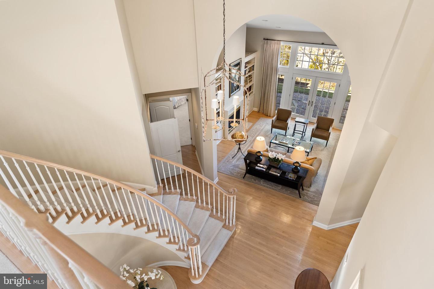 7440 OLD MAPLE SQ, MCLEAN, Virginia 22102, 5 Bedrooms Bedrooms, ,4 BathroomsBathrooms,Residential,For sale,7440 OLD MAPLE SQ,VAFX2282872 MLS # VAFX2282872