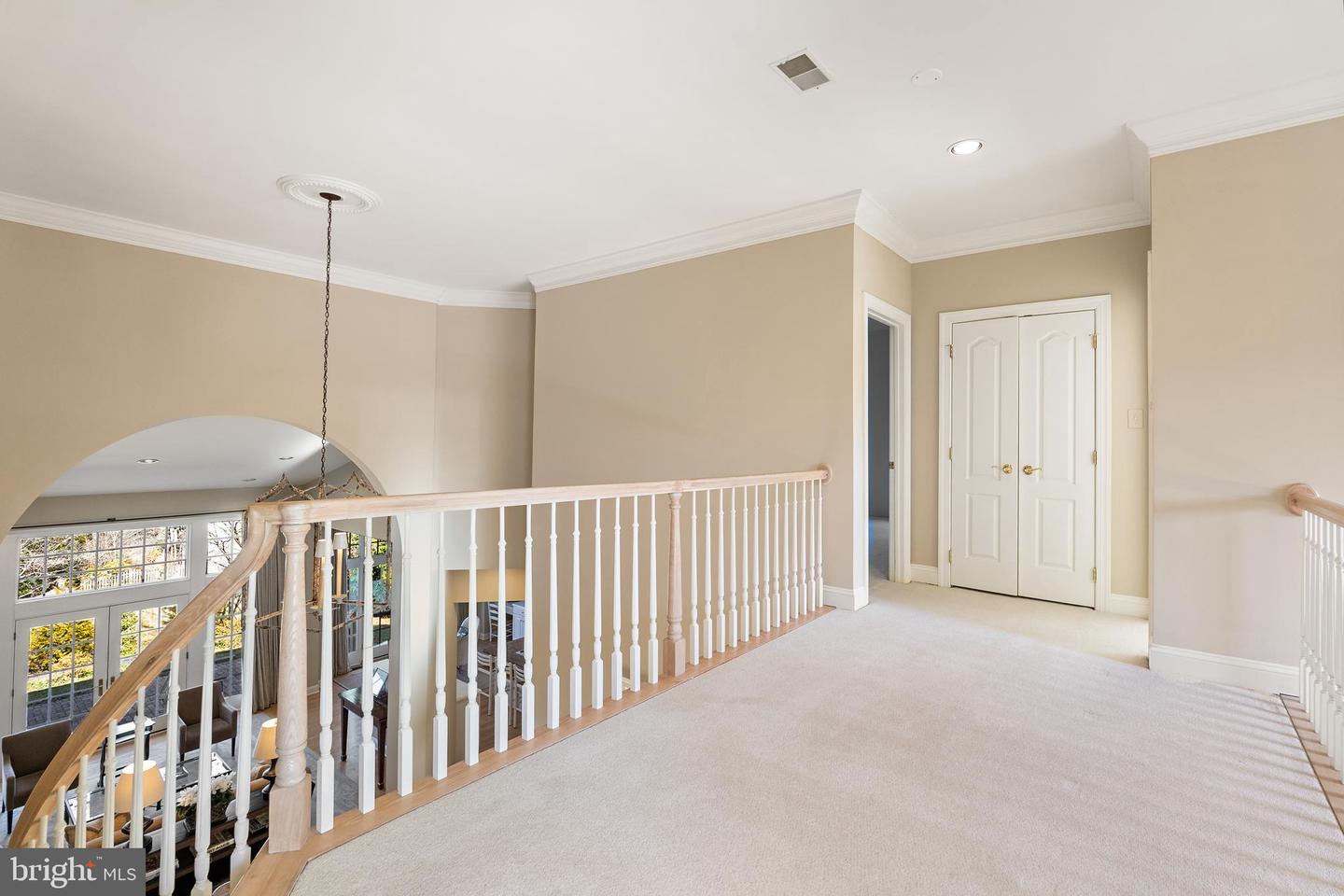 7440 OLD MAPLE SQ, MCLEAN, Virginia 22102, 5 Bedrooms Bedrooms, ,4 BathroomsBathrooms,Residential,For sale,7440 OLD MAPLE SQ,VAFX2282872 MLS # VAFX2282872