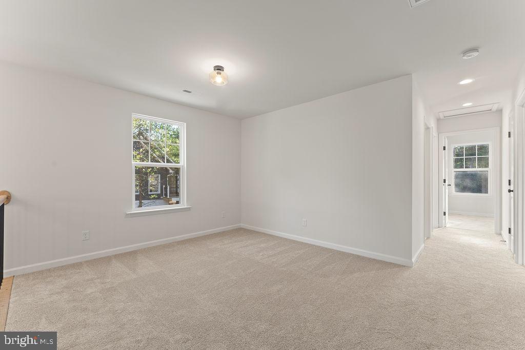 546 PADDOCK LN, LOUISA, Virginia 23093, 4 Bedrooms Bedrooms, ,2 BathroomsBathrooms,Residential,For sale,546 PADDOCK LN,VALA2009048 MLS # VALA2009048