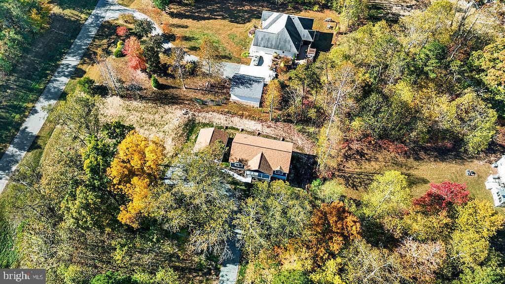 95 WOODLAND SHORES DR, LOUISA, Virginia 23093, 5 Bedrooms Bedrooms, ,3 BathroomsBathrooms,Residential,For sale,95 WOODLAND SHORES DR,VALA2009050 MLS # VALA2009050