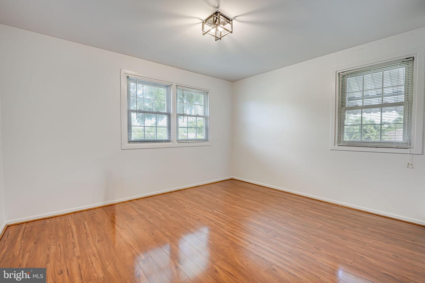 5924 CAUBA CT, ALEXANDRIA, Virginia 22310, 3 Bedrooms Bedrooms, ,1 BathroomBathrooms,Residential,For sale,5924 CAUBA CT,VAFX2282914 MLS # VAFX2282914