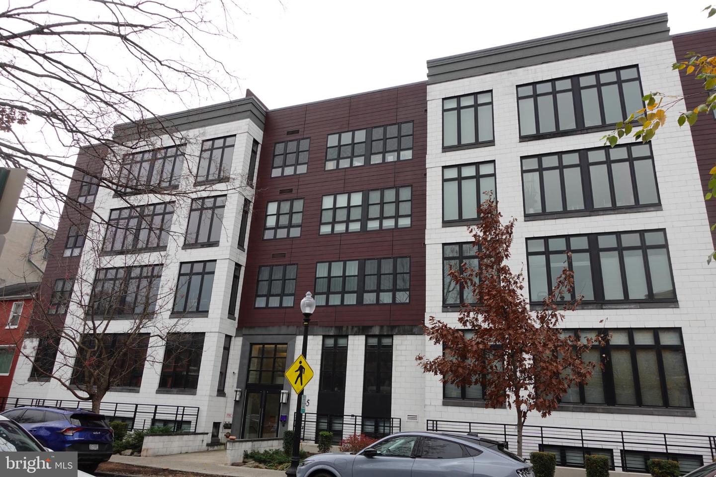 1345 K ST SE #105, WASHINGTON, District Of Columbia 20003, 2 Bedrooms Bedrooms, 4 Rooms Rooms,2 BathroomsBathrooms,Residential,For sale,1345 K ST SE #105,DCDC2235380 MLS # DCDC2235380
