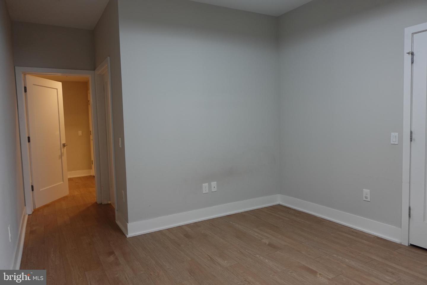 1345 K ST SE #105, WASHINGTON, District Of Columbia 20003, 2 Bedrooms Bedrooms, 4 Rooms Rooms,2 BathroomsBathrooms,Residential,For sale,1345 K ST SE #105,DCDC2235380 MLS # DCDC2235380