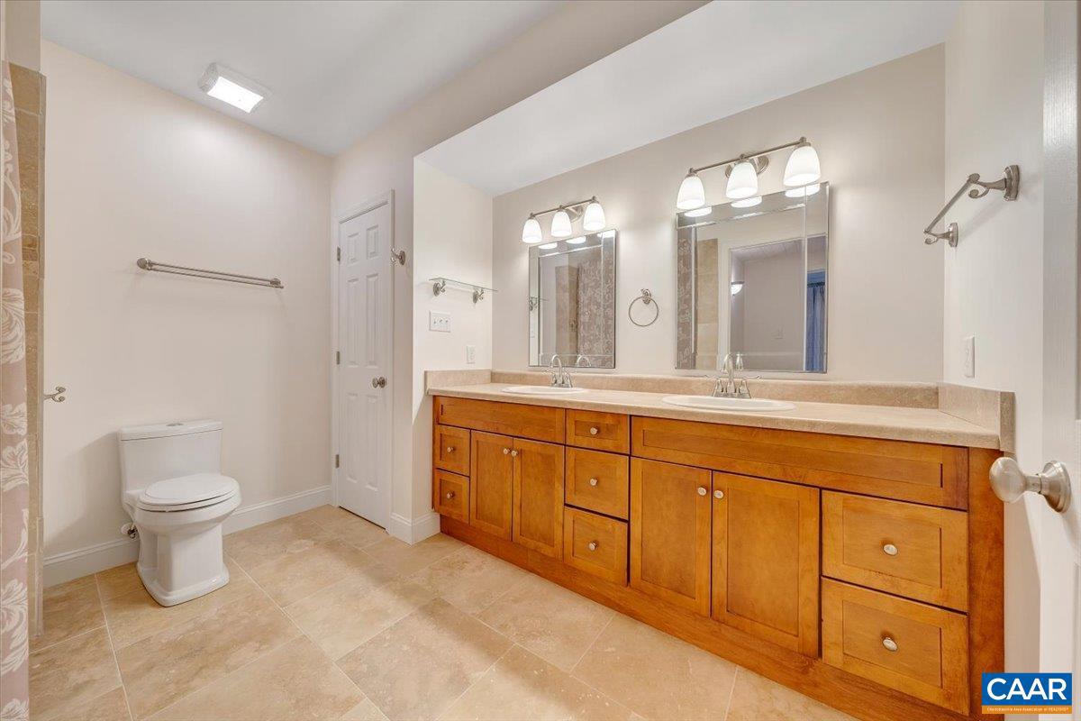 780 DRY BRIDGE RD, FARMVILLE, Virginia 23901, 3 Bedrooms Bedrooms, ,3 BathroomsBathrooms,Residential,For sale,780 DRY BRIDGE RD,671931 MLS # 671931