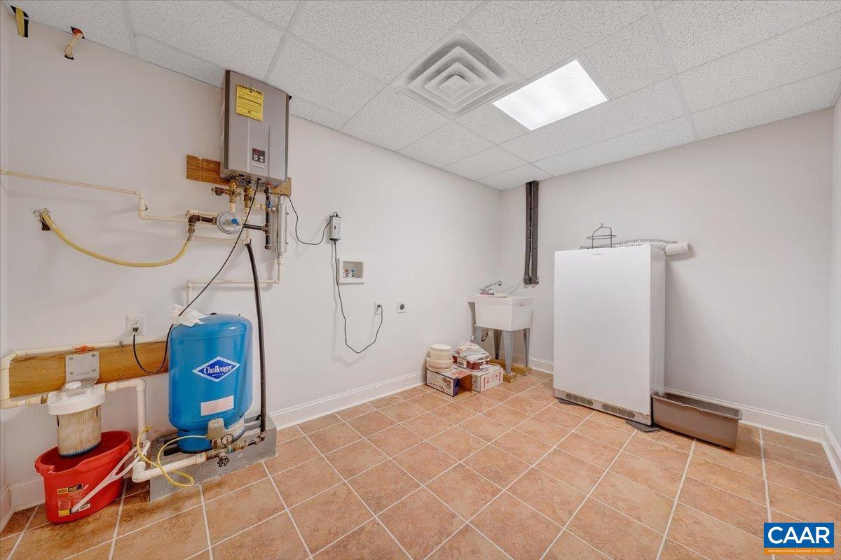 780 DRY BRIDGE RD, FARMVILLE, Virginia 23901, 3 Bedrooms Bedrooms, ,3 BathroomsBathrooms,Residential,For sale,780 DRY BRIDGE RD,671931 MLS # 671931