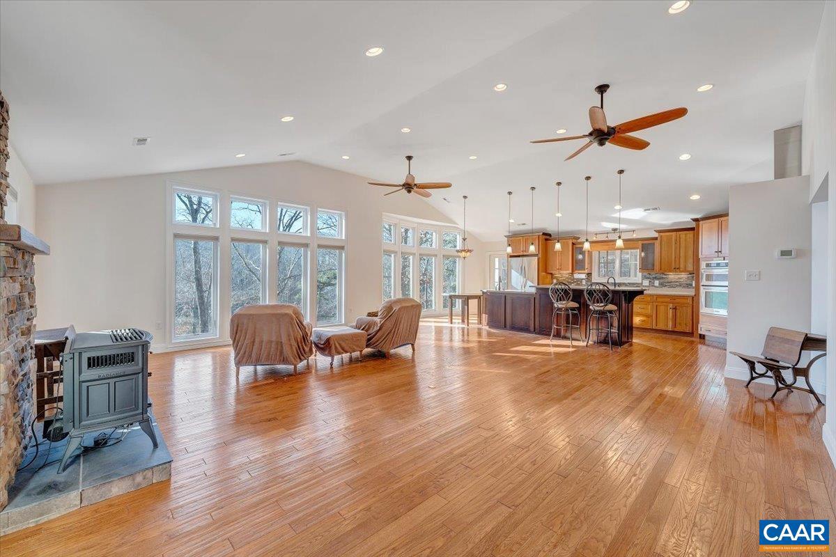 780 DRY BRIDGE RD, FARMVILLE, Virginia 23901, 3 Bedrooms Bedrooms, ,3 BathroomsBathrooms,Residential,For sale,780 DRY BRIDGE RD,671931 MLS # 671931