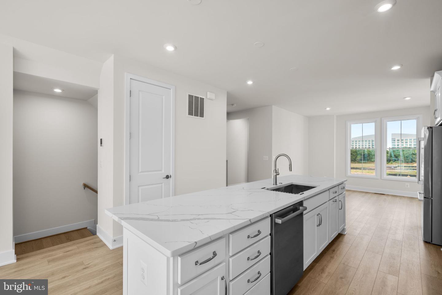 13922 AVIATION PL, HERNDON, Virginia 20171, 4 Bedrooms Bedrooms, ,3 BathroomsBathrooms,Residential,For sale,13922 AVIATION PL,VAFX2282932 MLS # VAFX2282932