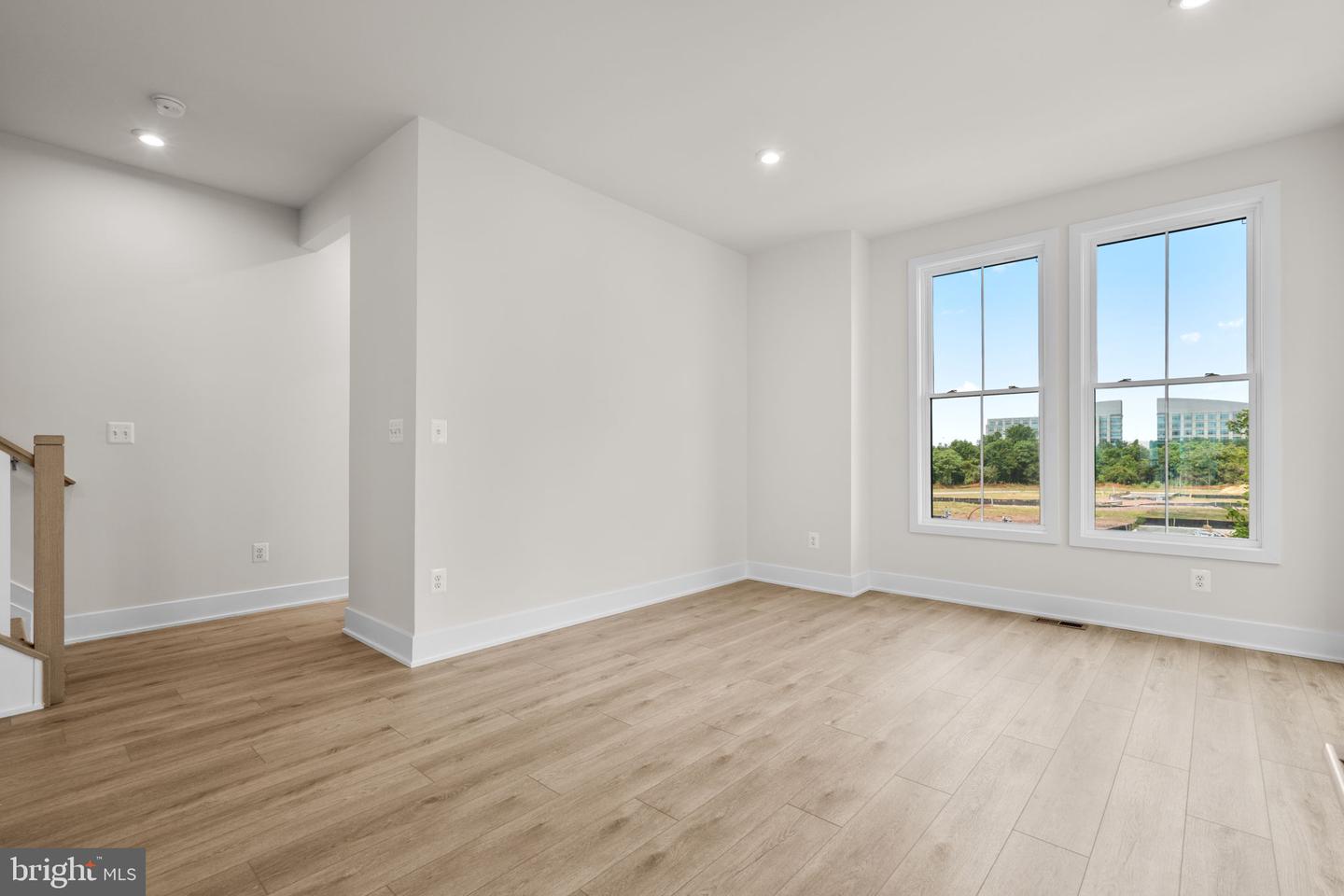 13922 AVIATION PL, HERNDON, Virginia 20171, 4 Bedrooms Bedrooms, ,3 BathroomsBathrooms,Residential,For sale,13922 AVIATION PL,VAFX2282932 MLS # VAFX2282932