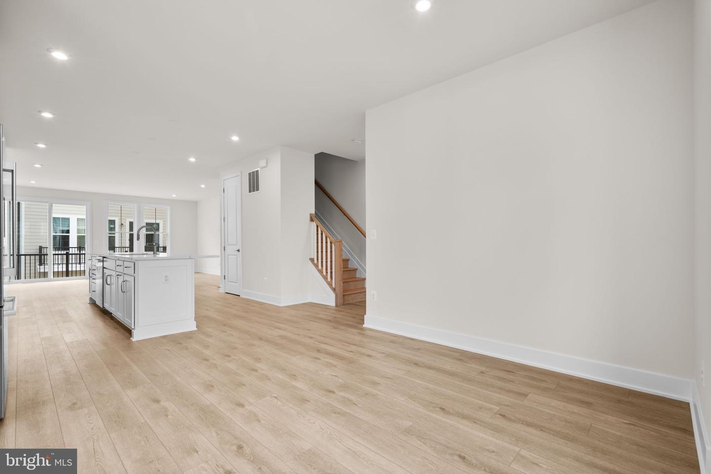 13922 AVIATION PL, HERNDON, Virginia 20171, 4 Bedrooms Bedrooms, ,3 BathroomsBathrooms,Residential,For sale,13922 AVIATION PL,VAFX2282932 MLS # VAFX2282932