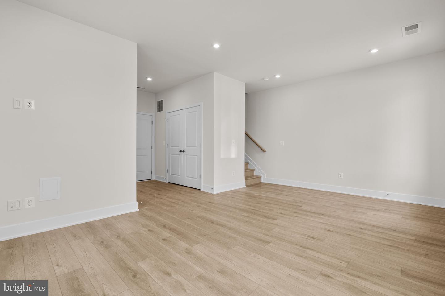 13922 AVIATION PL, HERNDON, Virginia 20171, 4 Bedrooms Bedrooms, ,3 BathroomsBathrooms,Residential,For sale,13922 AVIATION PL,VAFX2282932 MLS # VAFX2282932