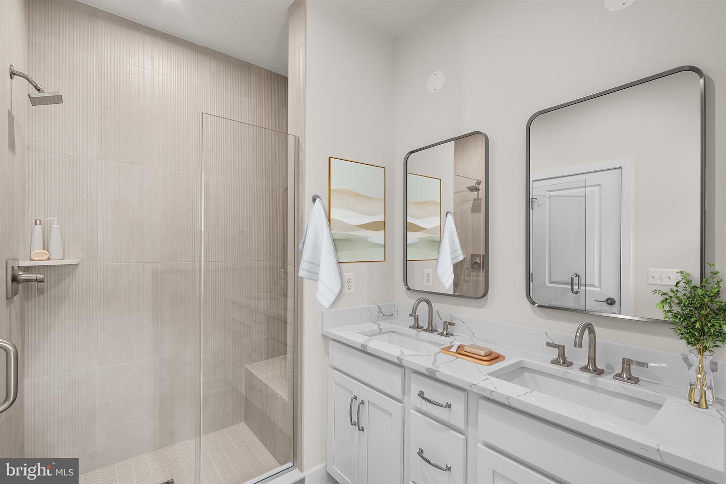 13922 AVIATION PL, HERNDON, Virginia 20171, 4 Bedrooms Bedrooms, ,3 BathroomsBathrooms,Residential,For sale,13922 AVIATION PL,VAFX2282932 MLS # VAFX2282932