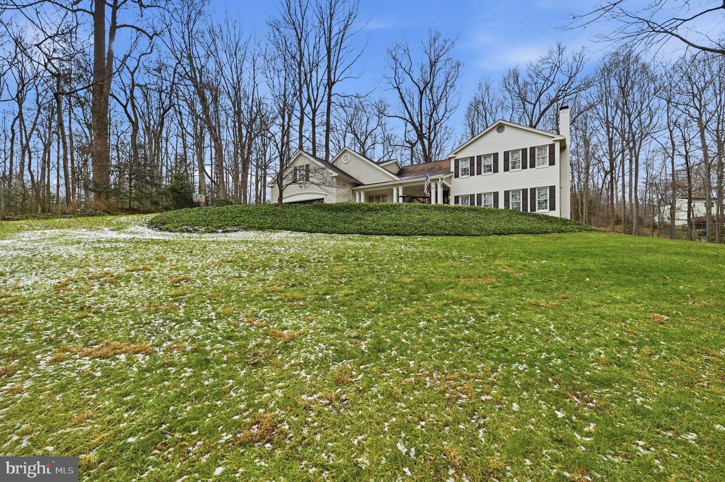 11728 STUART MILL RD, OAKTON, Virginia 22124, 6 Bedrooms Bedrooms, 12 Rooms Rooms,Residential,For sale,11728 STUART MILL RD,VAFX2282934 MLS # VAFX2282934