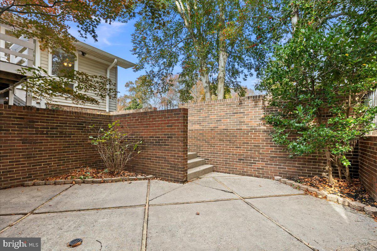 3713 MARYLAND ST, ALEXANDRIA, Virginia 22309, 4 Bedrooms Bedrooms, ,3 BathroomsBathrooms,Residential,For sale,3713 MARYLAND ST,VAFX2282938 MLS # VAFX2282938