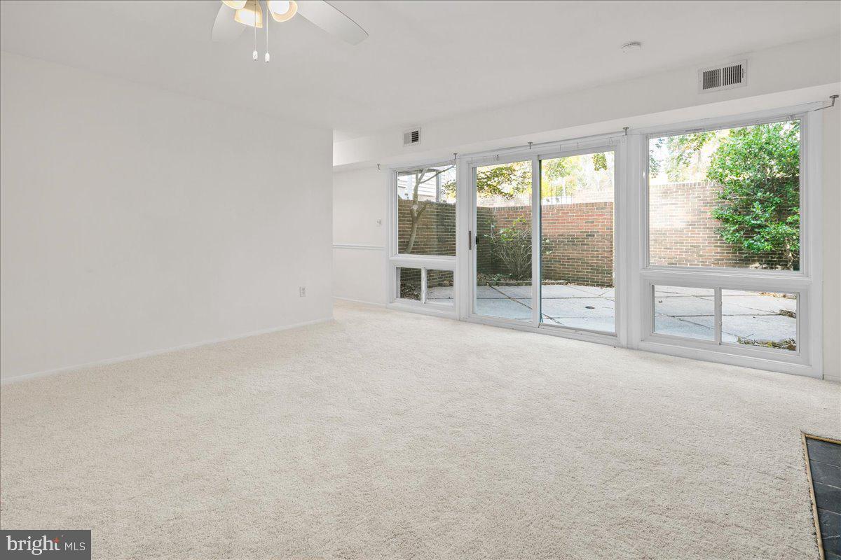 3713 MARYLAND ST, ALEXANDRIA, Virginia 22309, 4 Bedrooms Bedrooms, ,3 BathroomsBathrooms,Residential,For sale,3713 MARYLAND ST,VAFX2282938 MLS # VAFX2282938