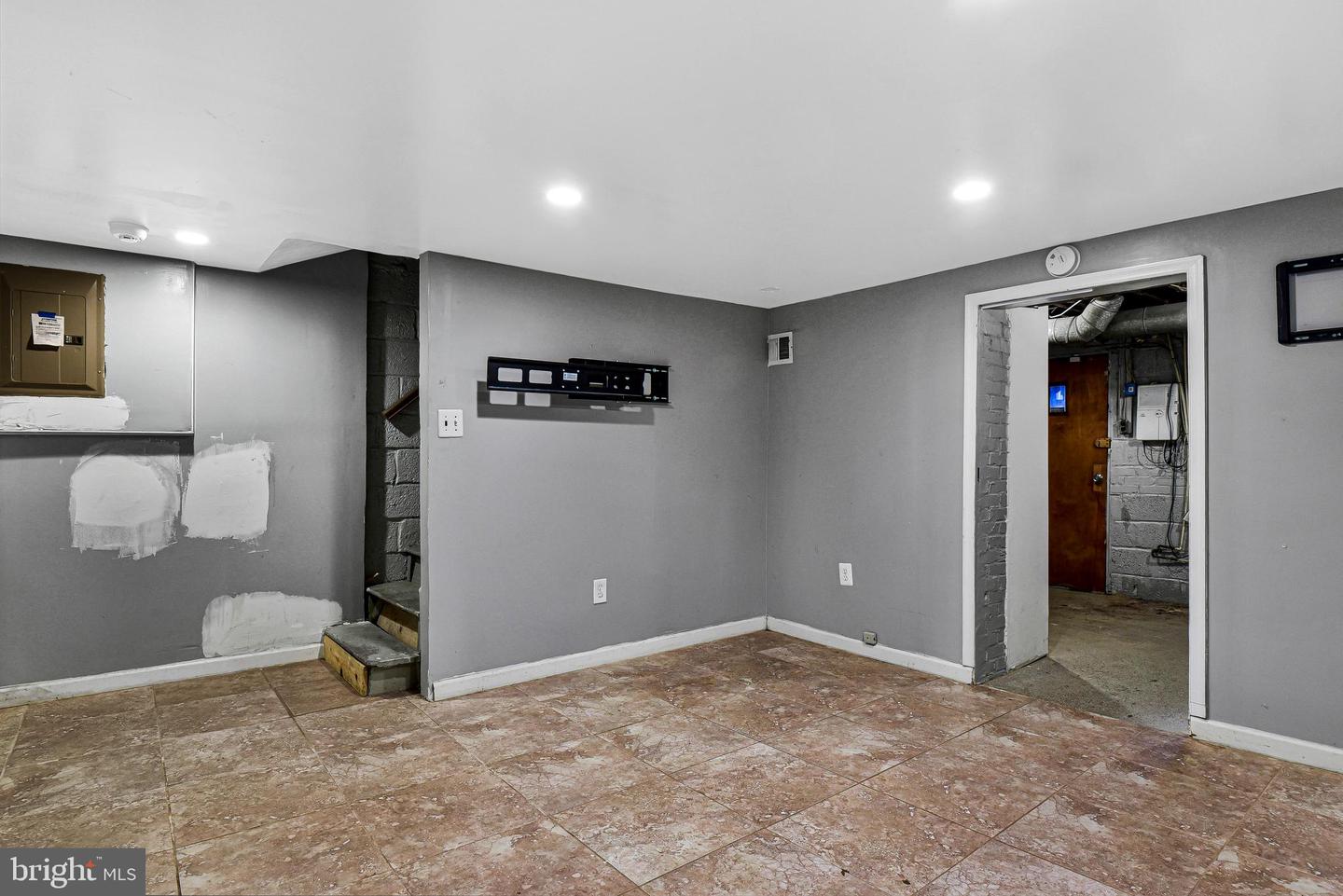 1452 HOWARD RD SE, WASHINGTON, District Of Columbia 20020, 2 Bedrooms Bedrooms, ,1 BathroomBathrooms,Residential,For sale,1452 HOWARD RD SE,DCDC2235416 MLS # DCDC2235416