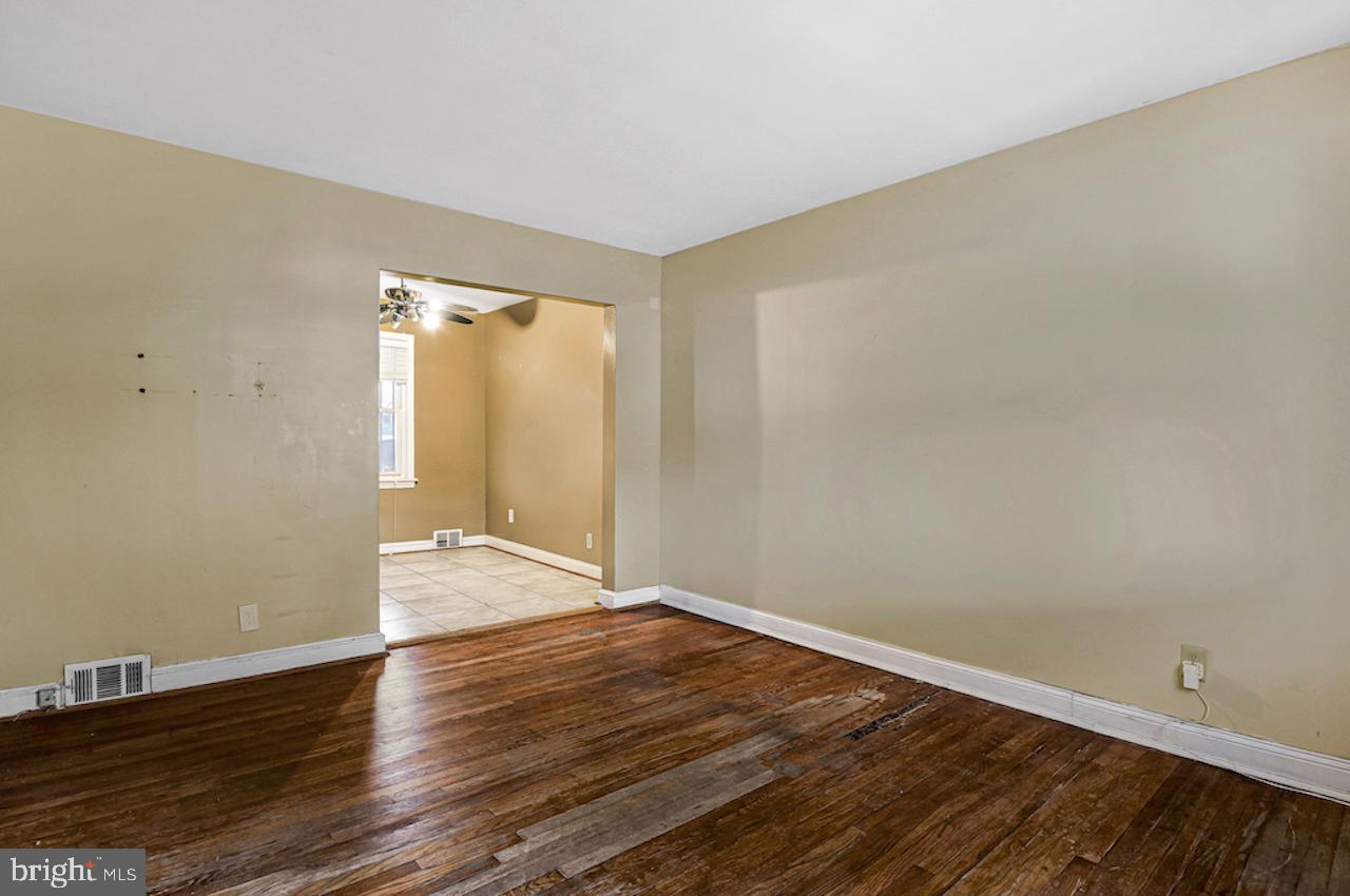 1452 HOWARD RD SE, WASHINGTON, District Of Columbia 20020, 2 Bedrooms Bedrooms, ,1 BathroomBathrooms,Residential,For sale,1452 HOWARD RD SE,DCDC2235416 MLS # DCDC2235416