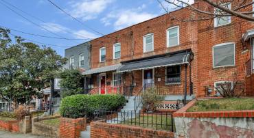 1452 HOWARD RD SE, WASHINGTON, District Of Columbia 20020, 2 Bedrooms Bedrooms, ,1 BathroomBathrooms,Residential,For sale,1452 HOWARD RD SE,DCDC2235416 MLS # DCDC2235416