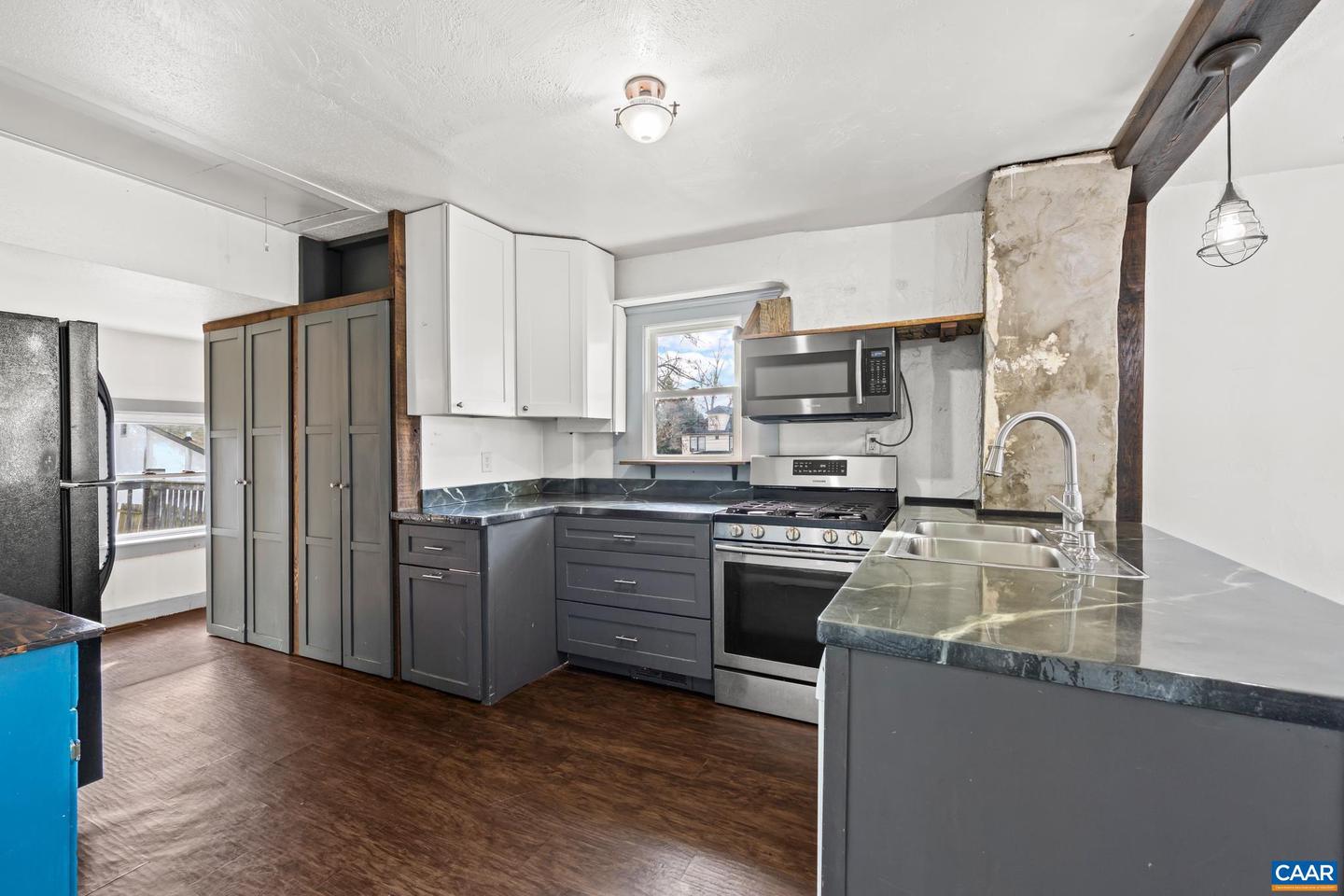 504 NW 12TH ST, CHARLOTTESVILLE, Virginia 22903, 3 Bedrooms Bedrooms, ,2 BathroomsBathrooms,Residential,For sale,504 NW 12TH ST,671939 MLS # 671939