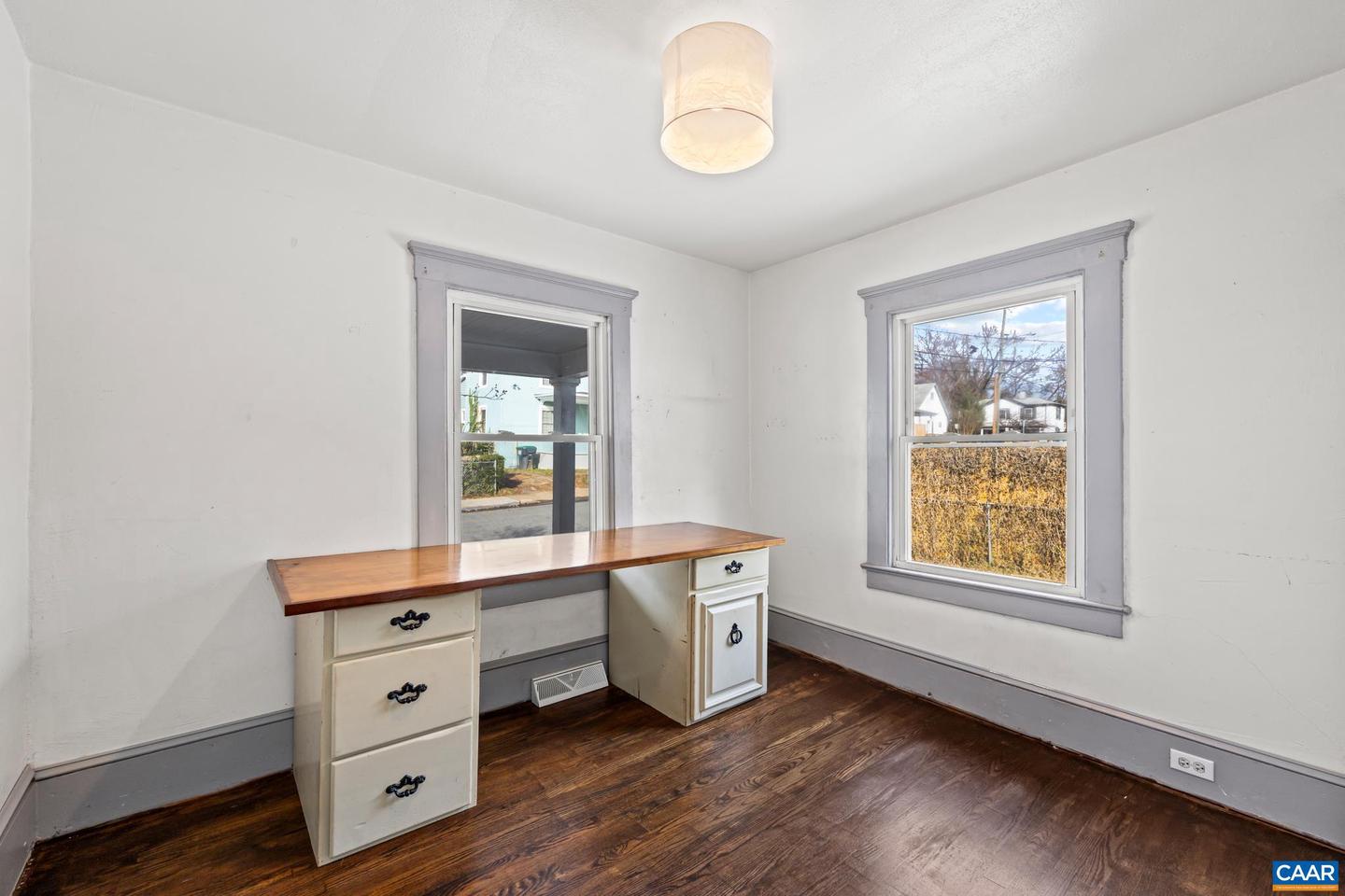 504 NW 12TH ST, CHARLOTTESVILLE, Virginia 22903, 3 Bedrooms Bedrooms, ,2 BathroomsBathrooms,Residential,For sale,504 NW 12TH ST,671939 MLS # 671939