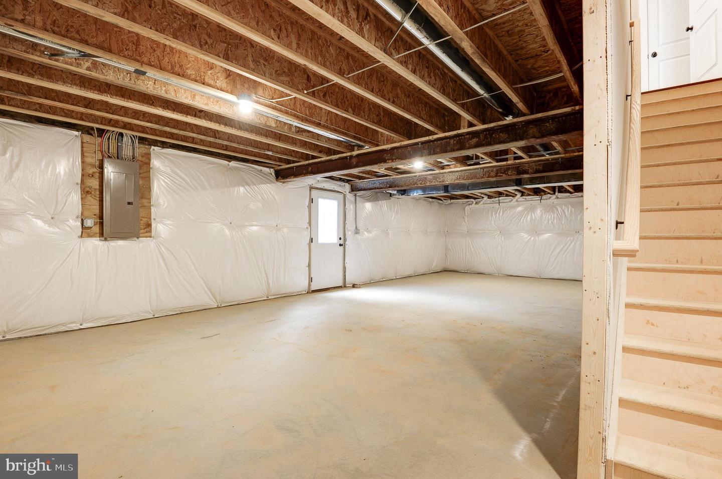 40 N BERLIN PIKE, LOVETTSVILLE, Virginia 20180, 4 Bedrooms Bedrooms, ,3 BathroomsBathrooms,Residential,For sale,40 N BERLIN PIKE,VALO2112558 MLS # VALO2112558 40 N BERLIN PIKE, LOVETTSVILLE, Virginia 20180, 4 Bedrooms Bedrooms, ,3 BathroomsBathrooms,Residential,For sale,40 N BERLIN PIKE,VALO2112558 MLS # VALO2112558