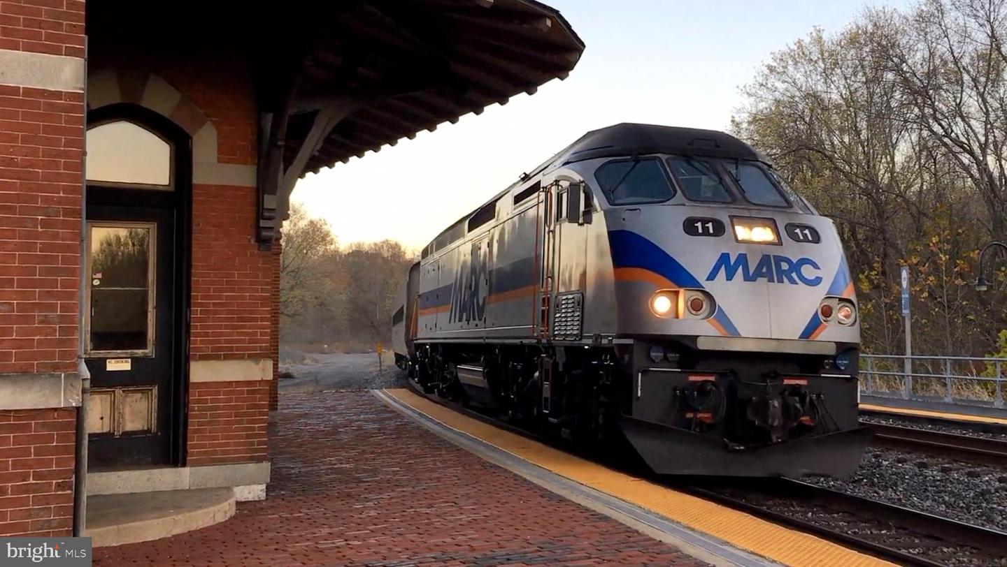 40 N BERLIN PIKE, LOVETTSVILLE, Virginia 20180, 4 Bedrooms Bedrooms, ,3 BathroomsBathrooms,Residential,For sale,40 N BERLIN PIKE,VALO2112558 MLS # VALO2112558 40 N BERLIN PIKE, LOVETTSVILLE, Virginia 20180, 4 Bedrooms Bedrooms, ,3 BathroomsBathrooms,Residential,For sale,40 N BERLIN PIKE,VALO2112558 MLS # VALO2112558