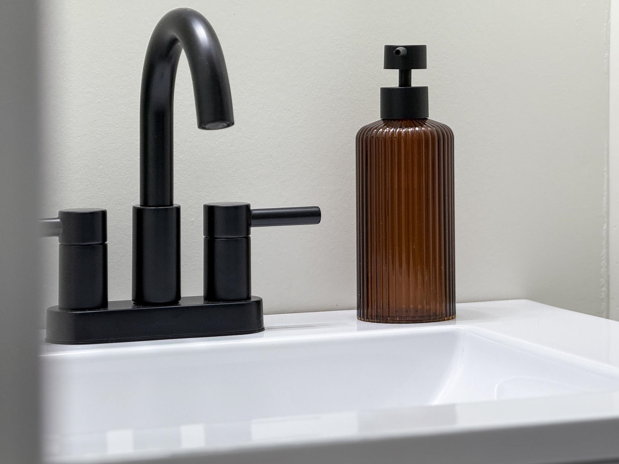 909 GRAYSON AVE, WAYNESBORO, Virginia 22980, 3 Bedrooms Bedrooms, ,2 BathroomsBathrooms,Residential,909 GRAYSON AVE,671622 MLS # 671622