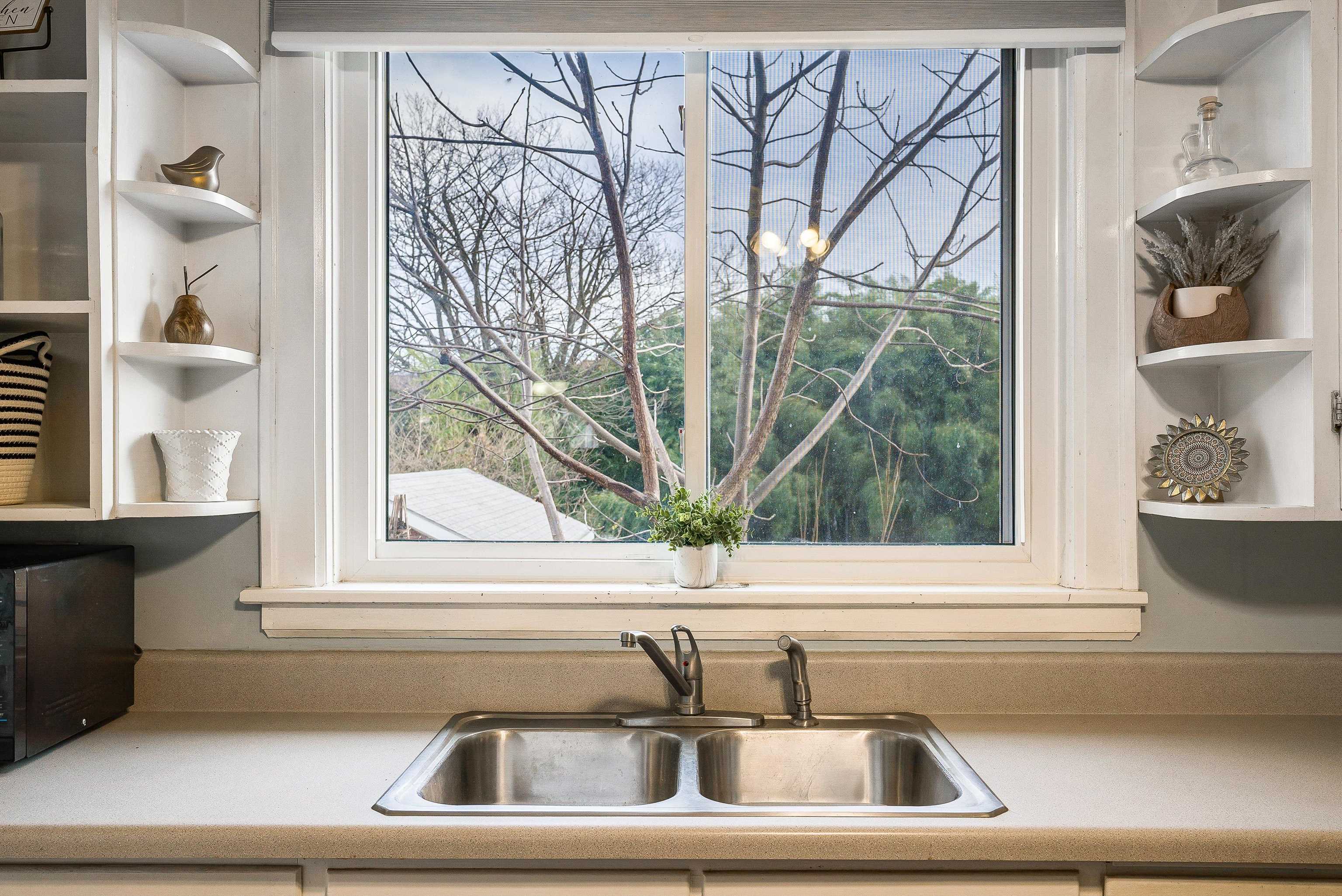 420 FLORENCE AVE, WAYNESBORO, Virginia 22980, 3 Bedrooms Bedrooms, ,1 BathroomBathrooms,Residential,420 FLORENCE AVE,671942 MLS # 671942