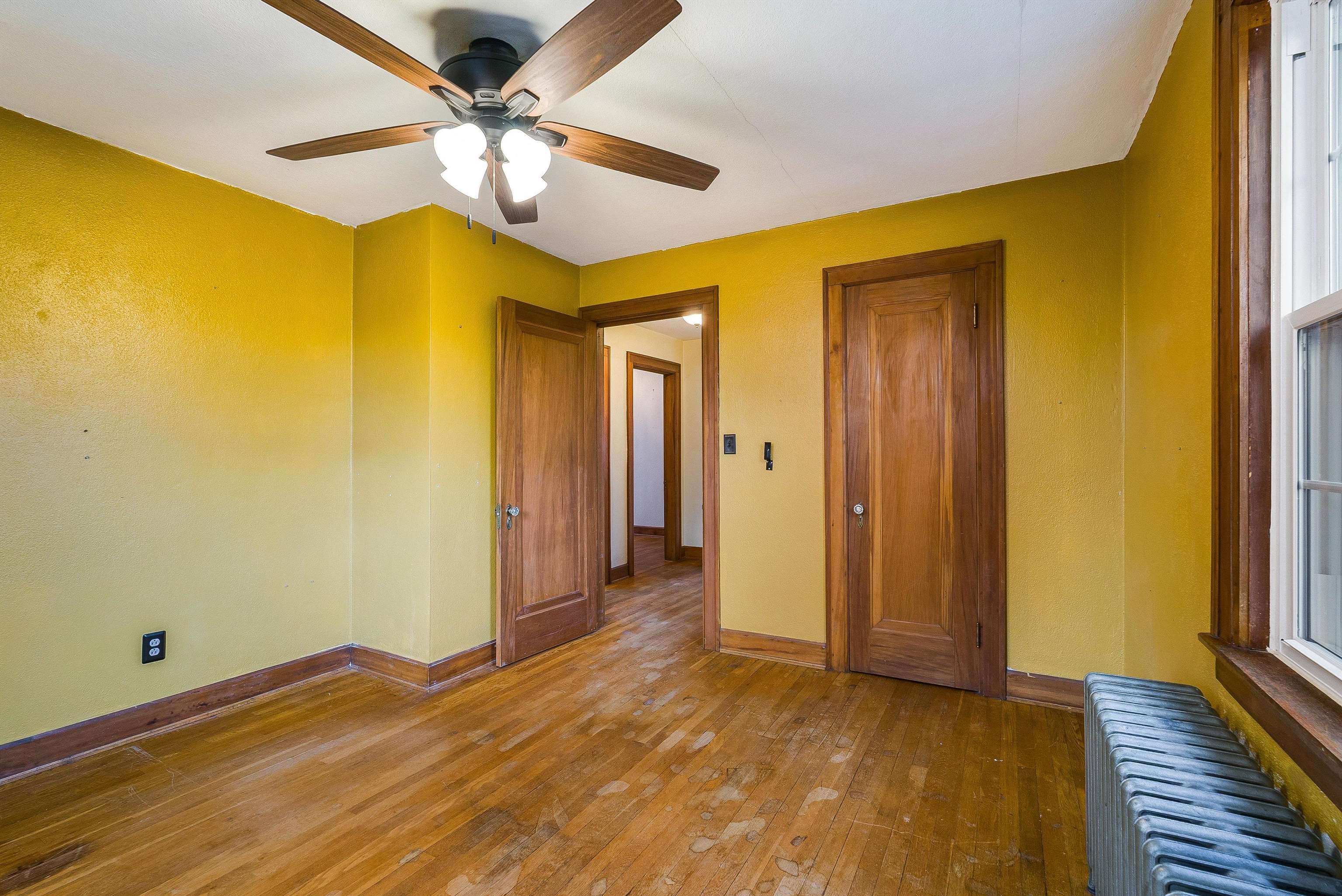 420 FLORENCE AVE, WAYNESBORO, Virginia 22980, 3 Bedrooms Bedrooms, ,1 BathroomBathrooms,Residential,420 FLORENCE AVE,671942 MLS # 671942