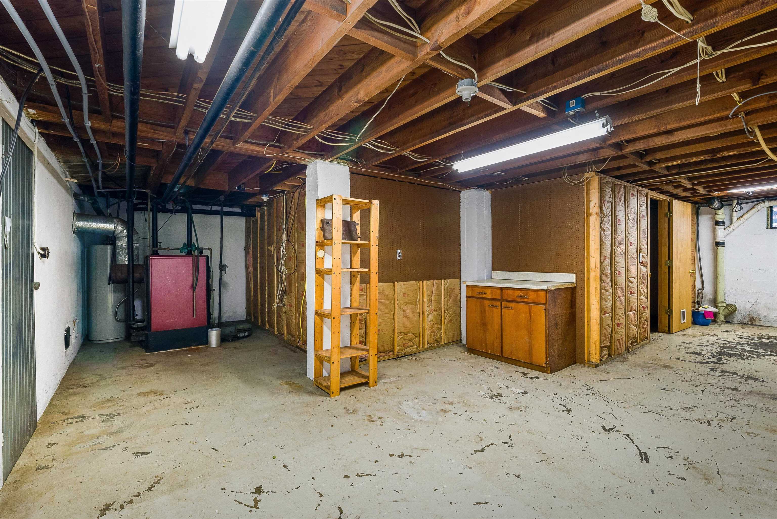 420 FLORENCE AVE, WAYNESBORO, Virginia 22980, 3 Bedrooms Bedrooms, ,1 BathroomBathrooms,Residential,420 FLORENCE AVE,671942 MLS # 671942