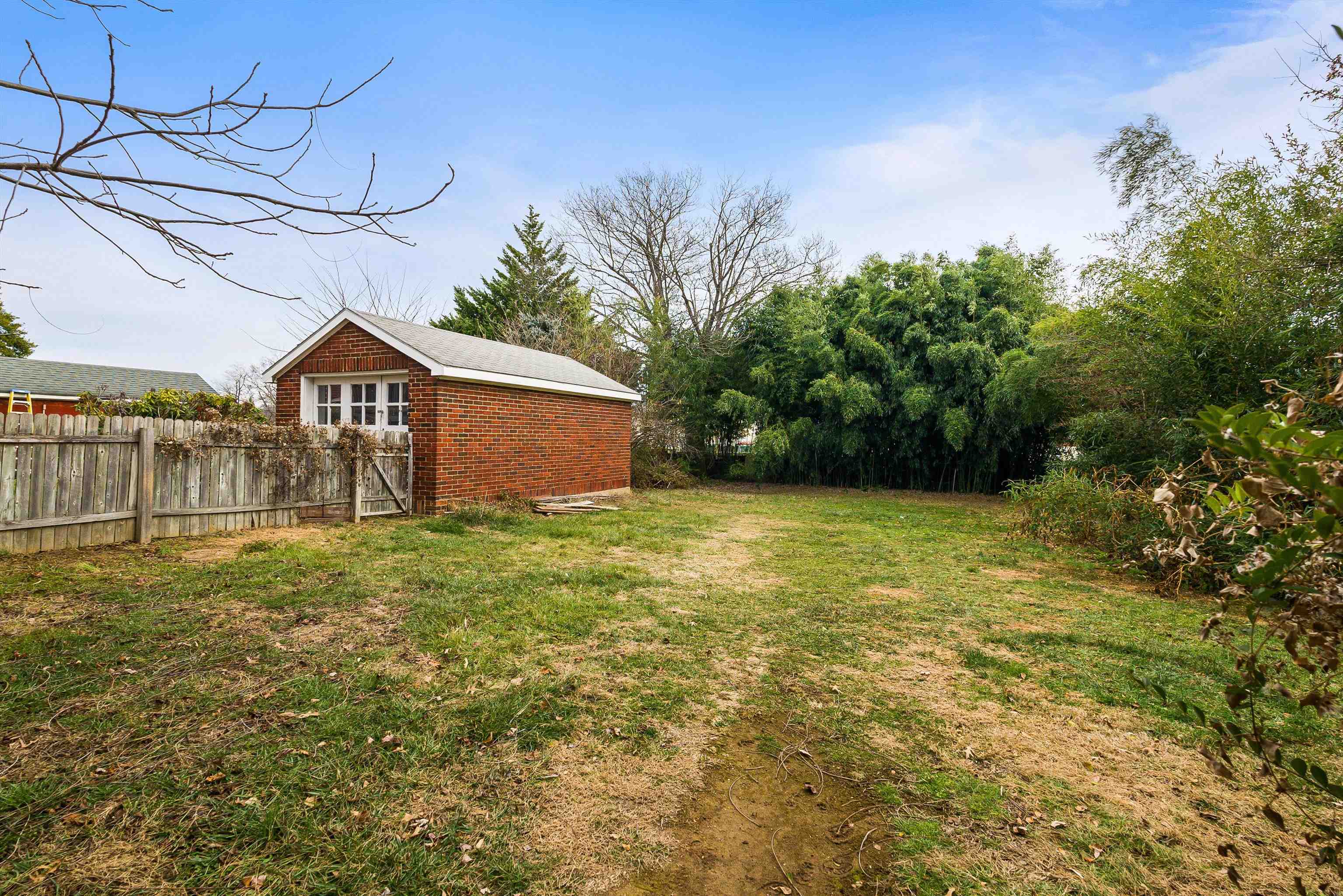 420 FLORENCE AVE, WAYNESBORO, Virginia 22980, 3 Bedrooms Bedrooms, ,1 BathroomBathrooms,Residential,420 FLORENCE AVE,671942 MLS # 671942