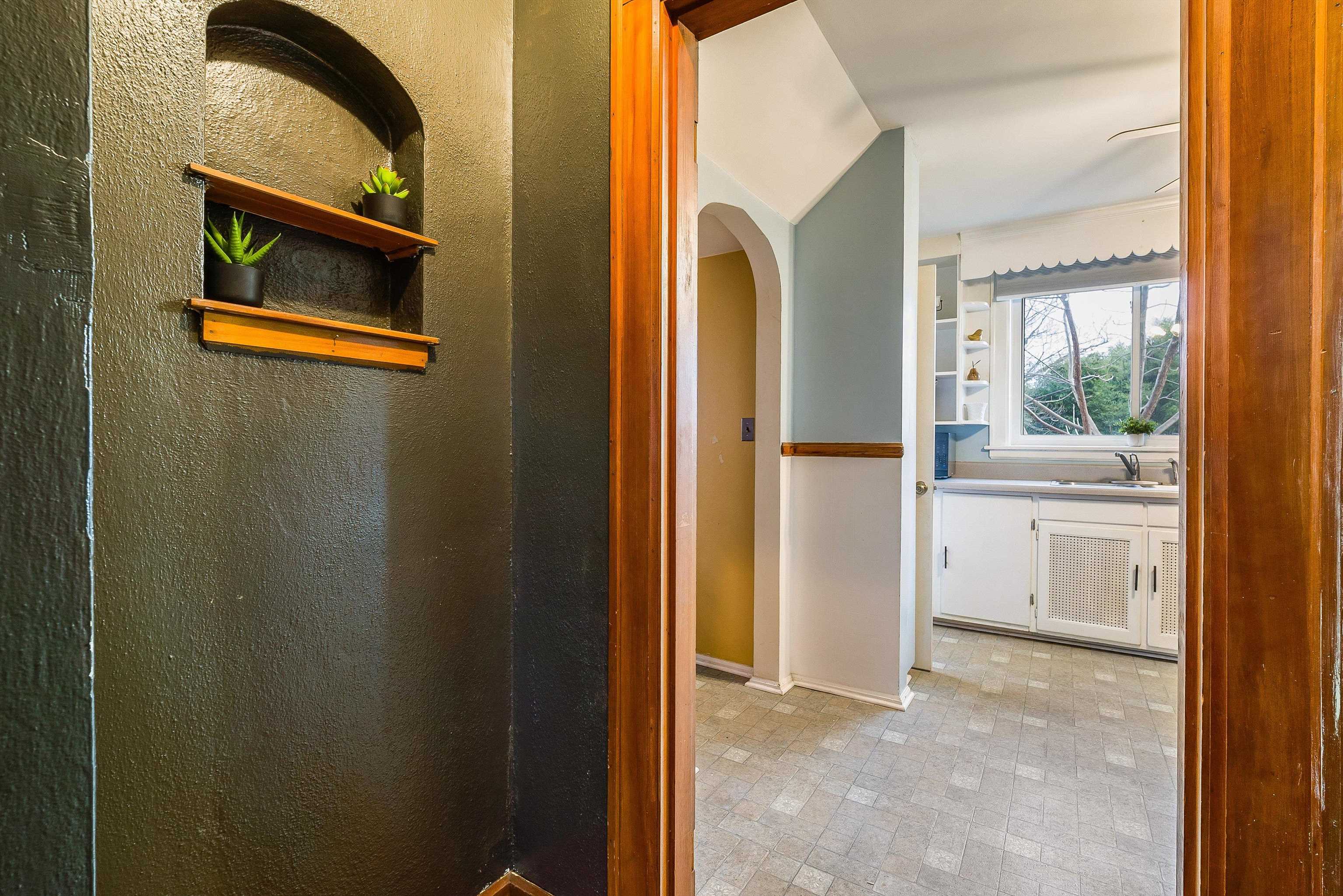 420 FLORENCE AVE, WAYNESBORO, Virginia 22980, 3 Bedrooms Bedrooms, ,1 BathroomBathrooms,Residential,420 FLORENCE AVE,671942 MLS # 671942