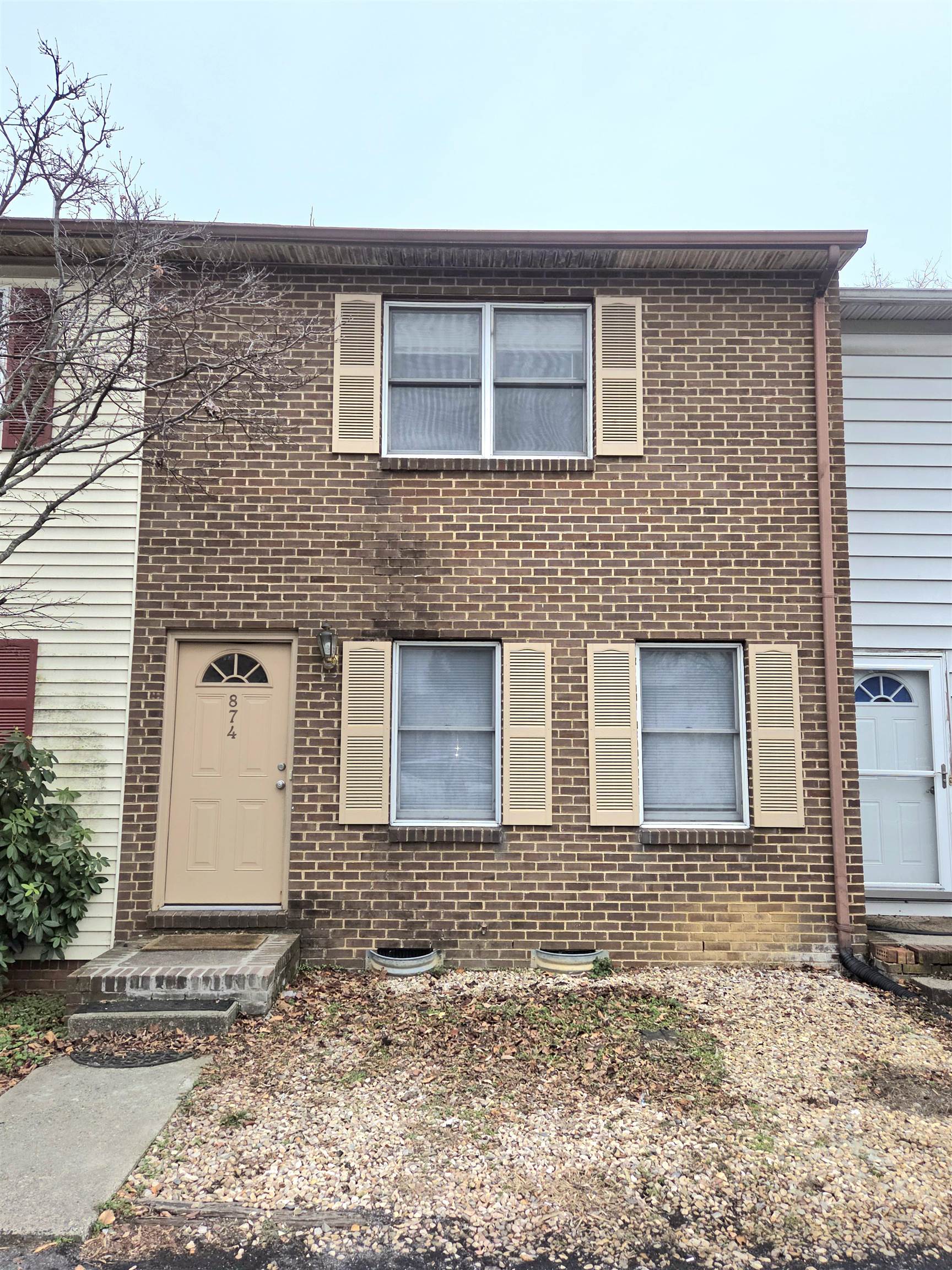 874 VINE ST, HARRISONBURG, Virginia 22802, 2 Bedrooms Bedrooms, ,1 BathroomBathrooms,Residential,874 VINE ST,671944 MLS # 671944