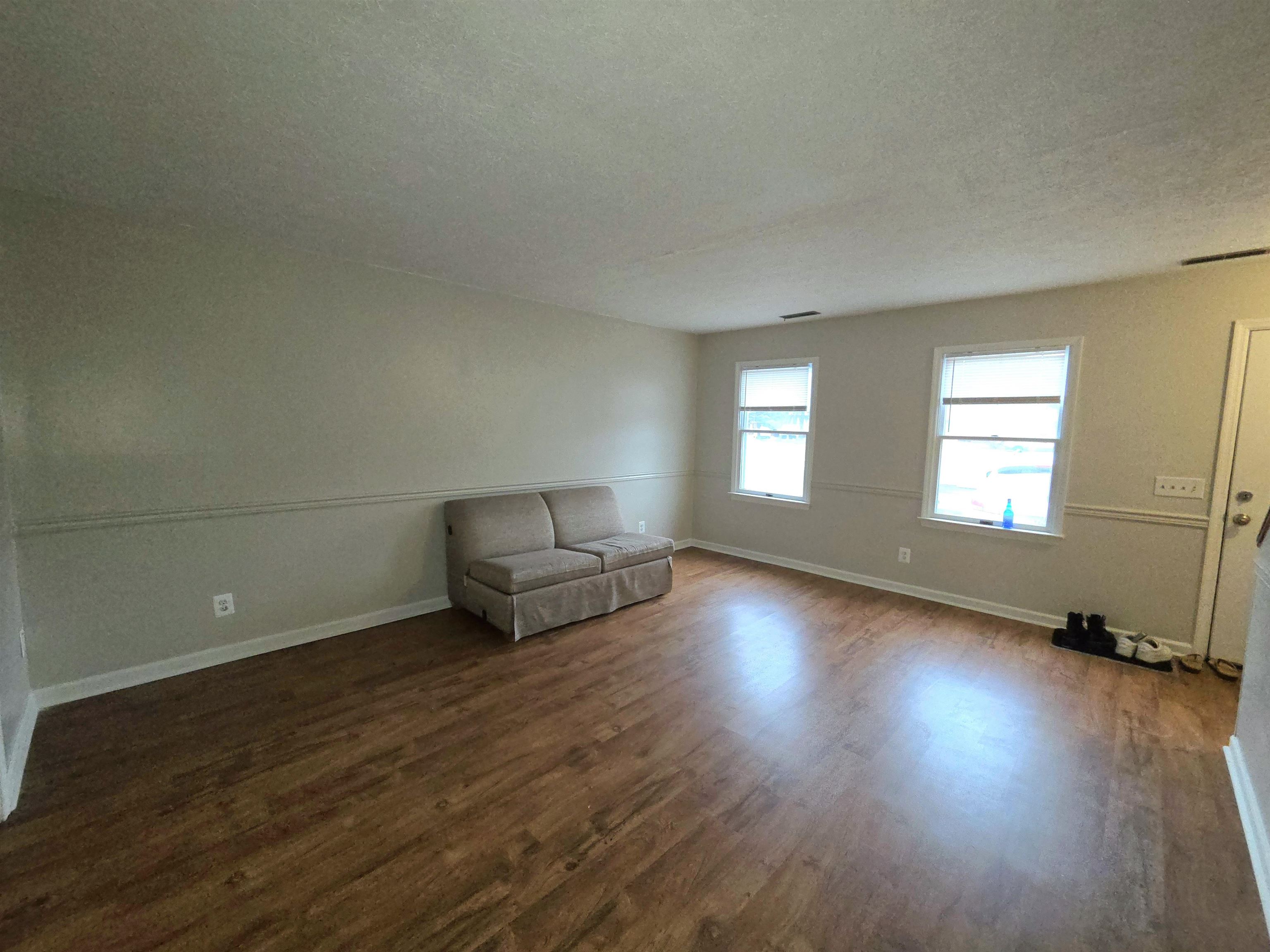 874 VINE ST, HARRISONBURG, Virginia 22802, 2 Bedrooms Bedrooms, ,1 BathroomBathrooms,Residential,874 VINE ST,671944 MLS # 671944