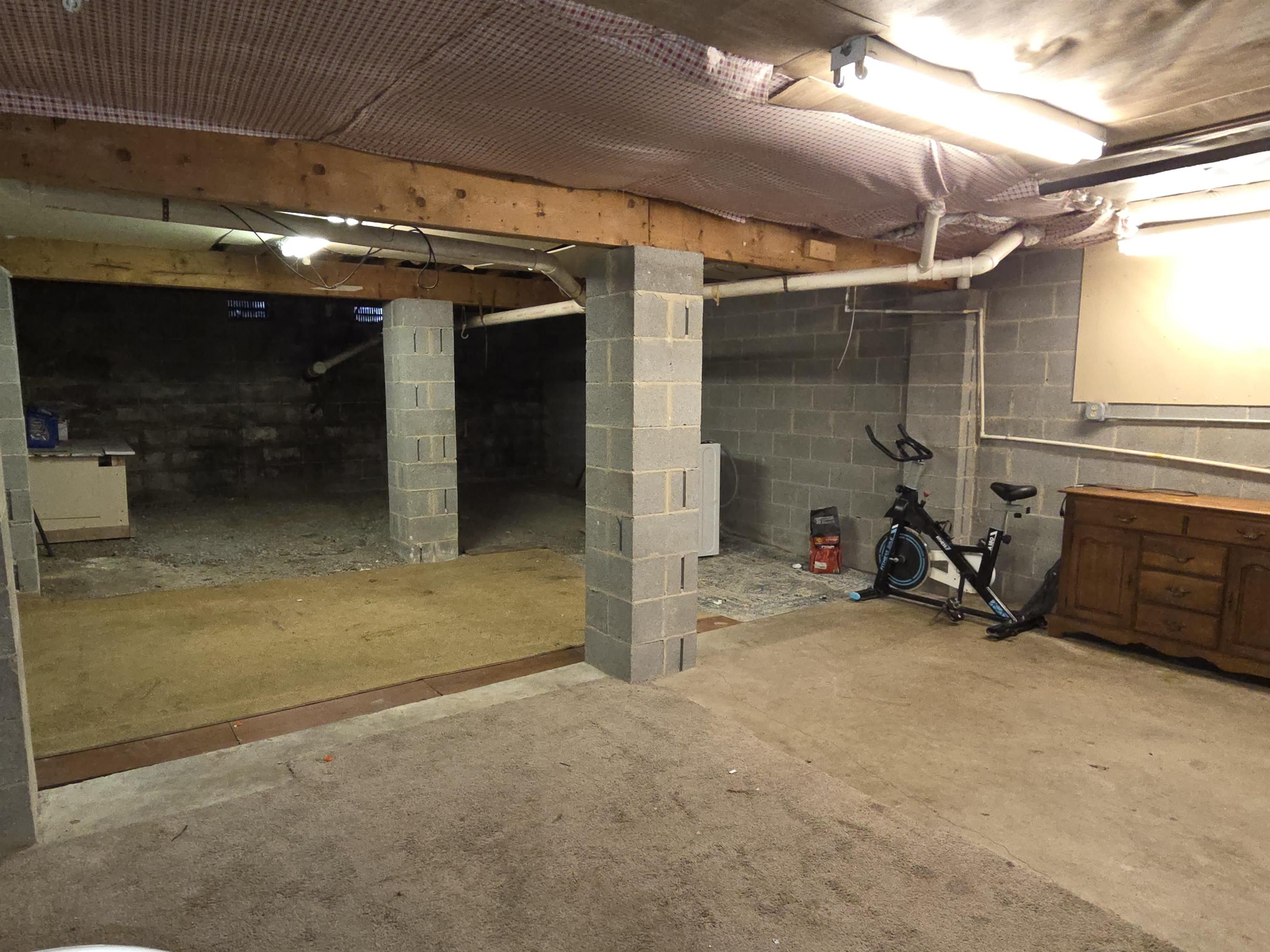 874 VINE ST, HARRISONBURG, Virginia 22802, 2 Bedrooms Bedrooms, ,1 BathroomBathrooms,Residential,874 VINE ST,671944 MLS # 671944