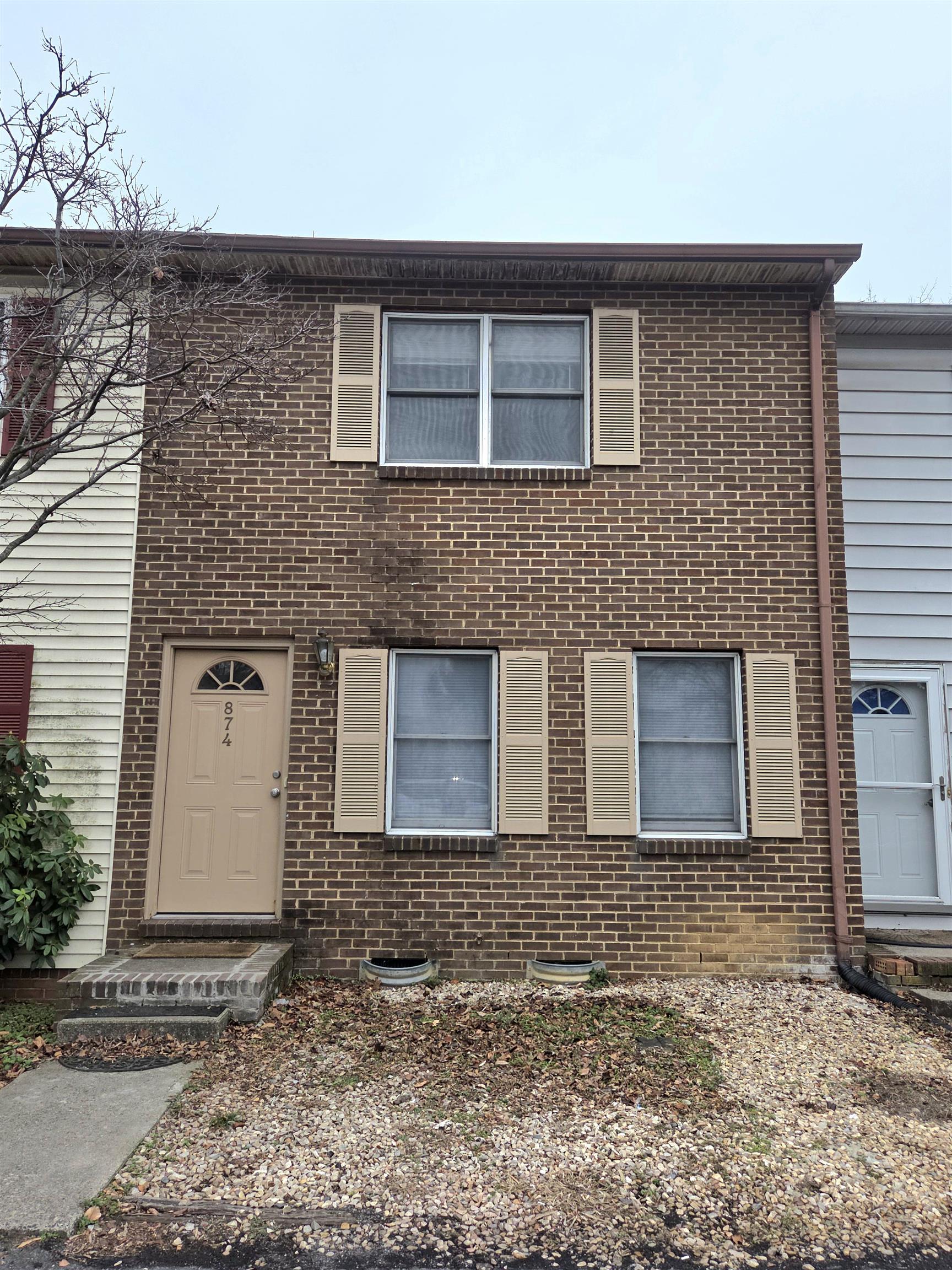 874 VINE ST, HARRISONBURG, Virginia 22802, 2 Bedrooms Bedrooms, ,1 BathroomBathrooms,Residential,874 VINE ST,671944 MLS # 671944