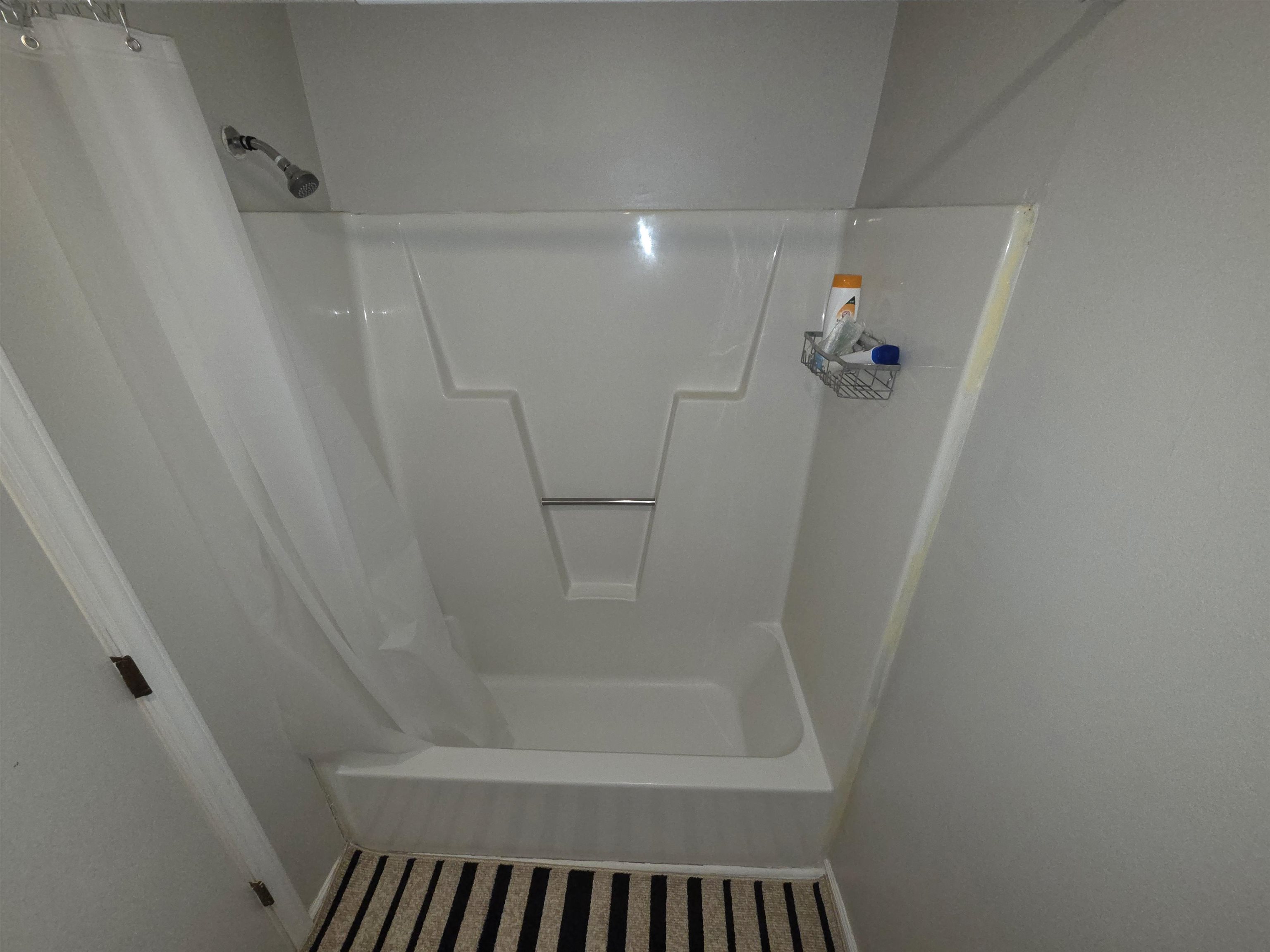 874 VINE ST, HARRISONBURG, Virginia 22802, 2 Bedrooms Bedrooms, ,1 BathroomBathrooms,Residential,874 VINE ST,671944 MLS # 671944