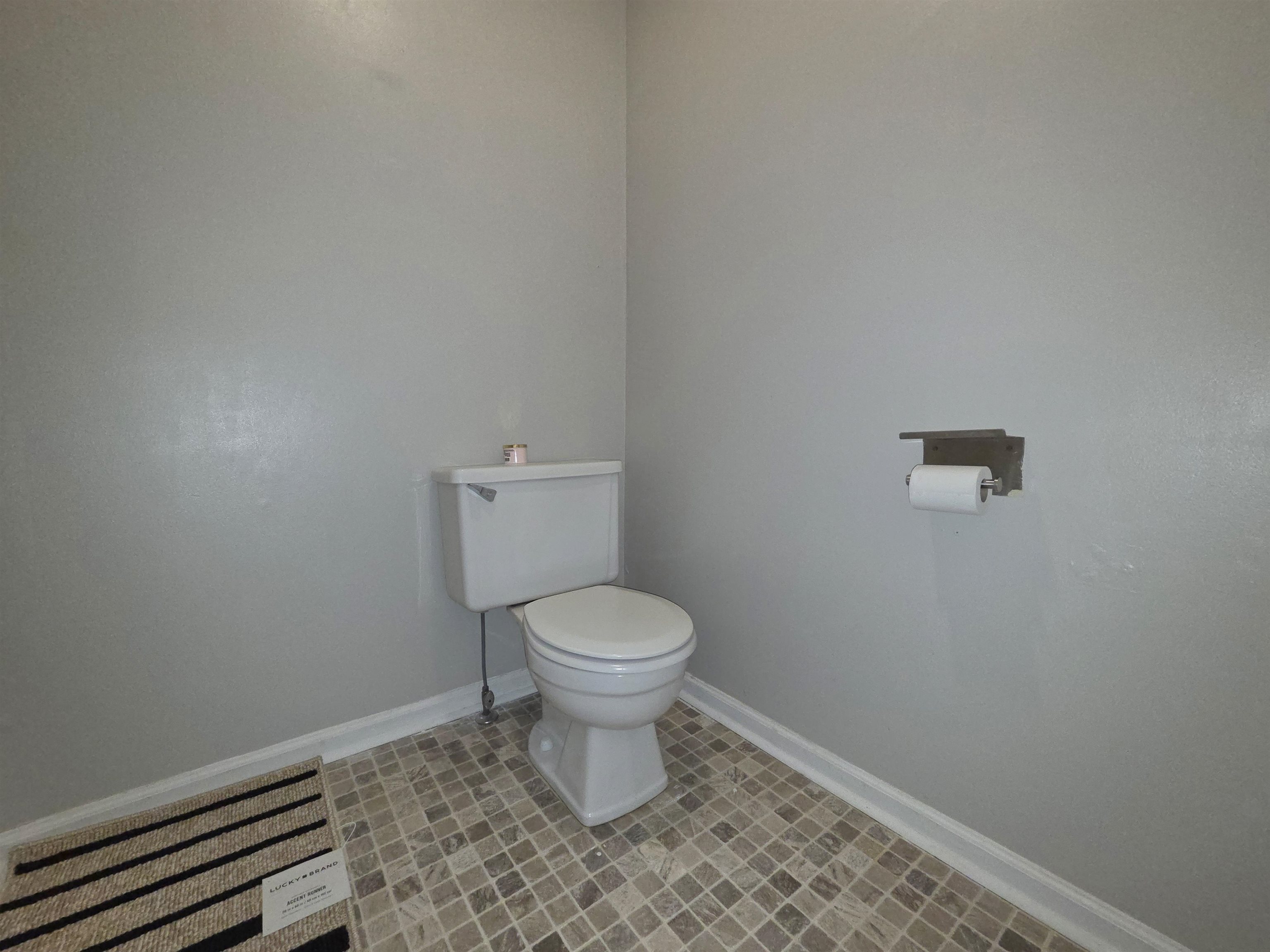 874 VINE ST, HARRISONBURG, Virginia 22802, 2 Bedrooms Bedrooms, ,1 BathroomBathrooms,Residential,874 VINE ST,671944 MLS # 671944