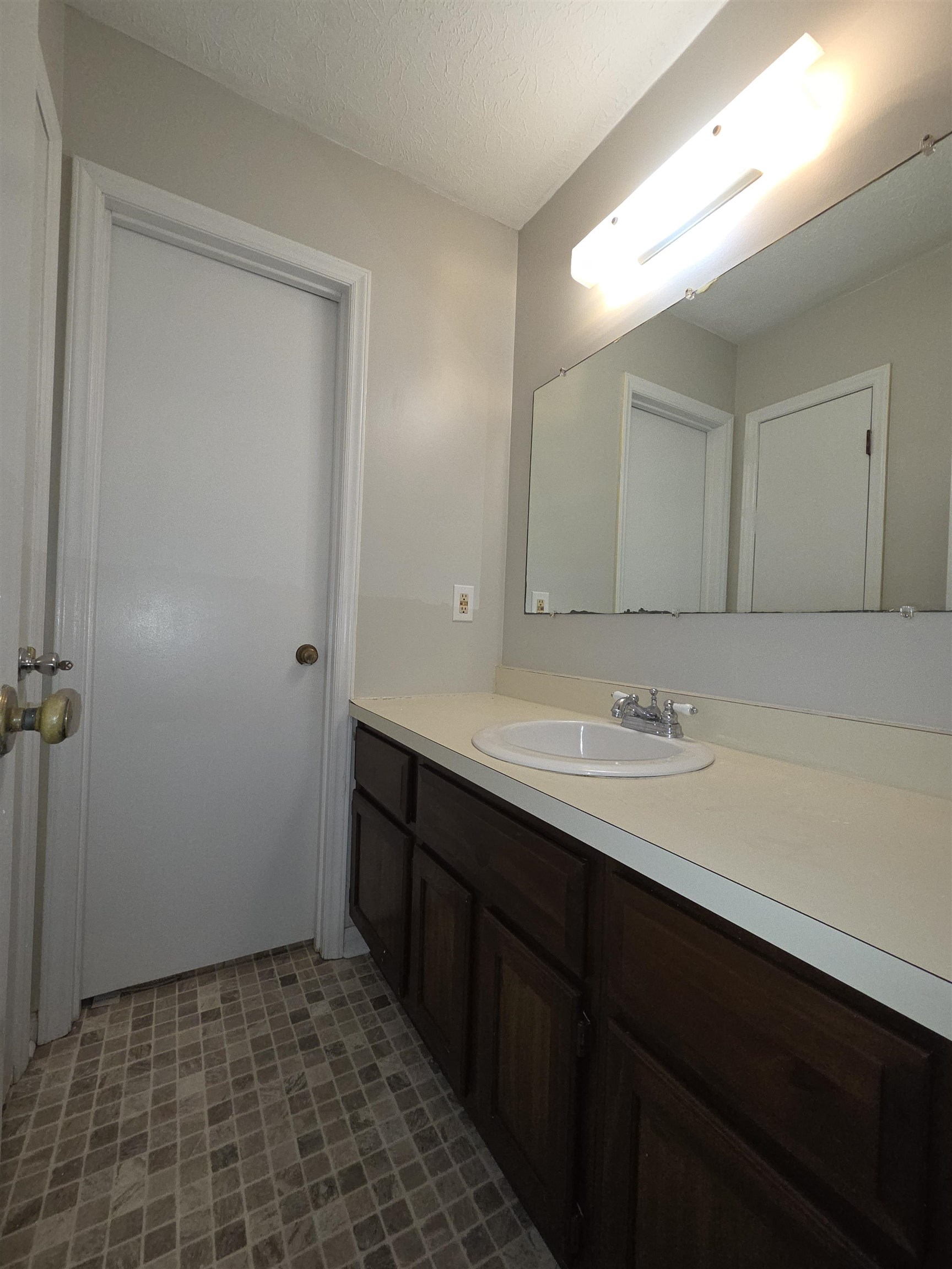 874 VINE ST, HARRISONBURG, Virginia 22802, 2 Bedrooms Bedrooms, ,1 BathroomBathrooms,Residential,874 VINE ST,671944 MLS # 671944