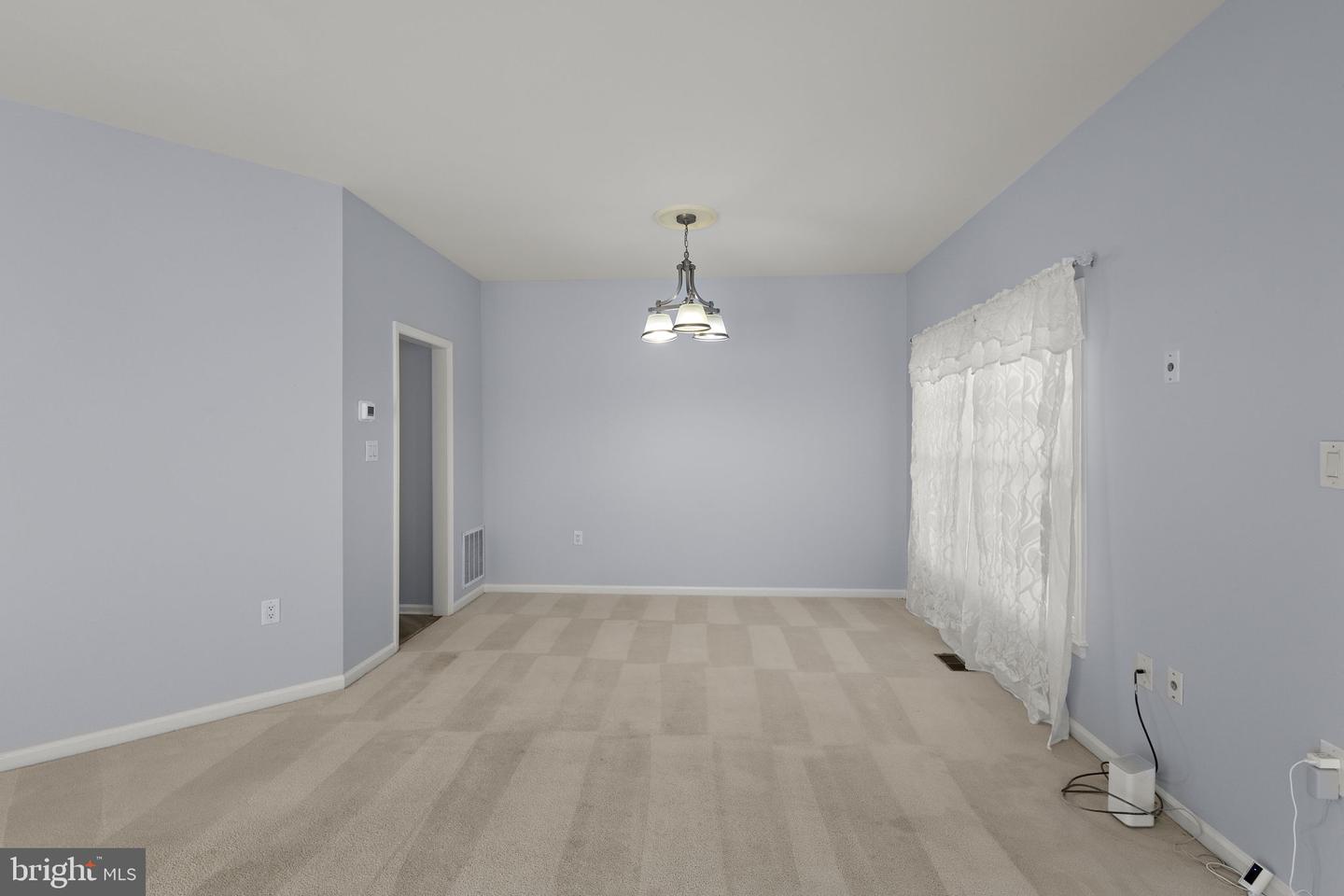 10828 CARAWAY CIR, MANASSAS, Virginia 20109, 4 Bedrooms Bedrooms, ,3 BathroomsBathrooms,Residential,For sale,10828 CARAWAY CIR,VAPW2107392 MLS # VAPW2107392