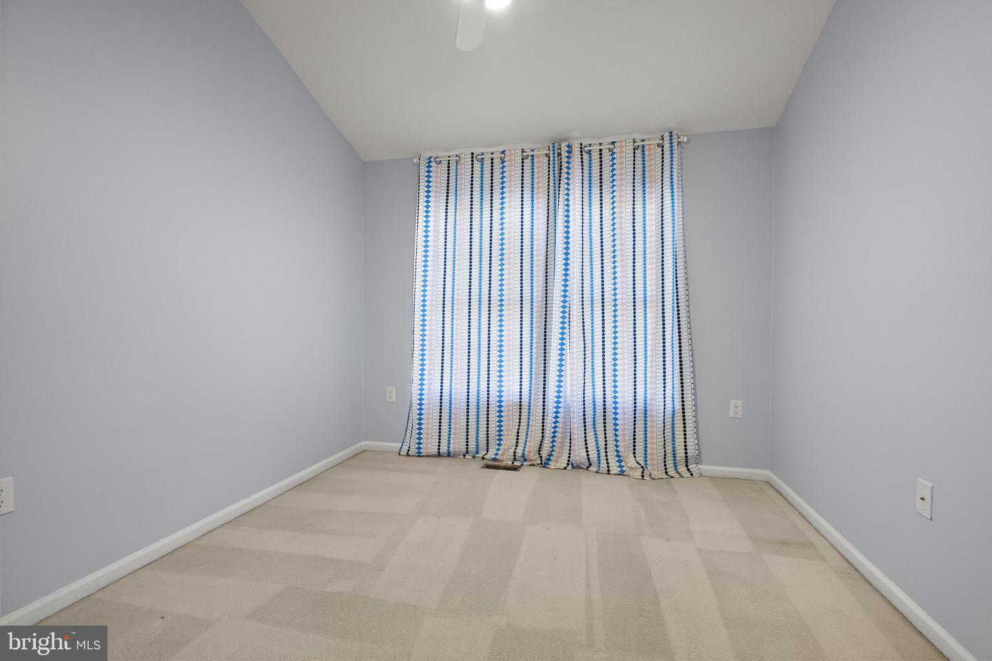 10828 CARAWAY CIR, MANASSAS, Virginia 20109, 4 Bedrooms Bedrooms, ,3 BathroomsBathrooms,Residential,For sale,10828 CARAWAY CIR,VAPW2107392 MLS # VAPW2107392