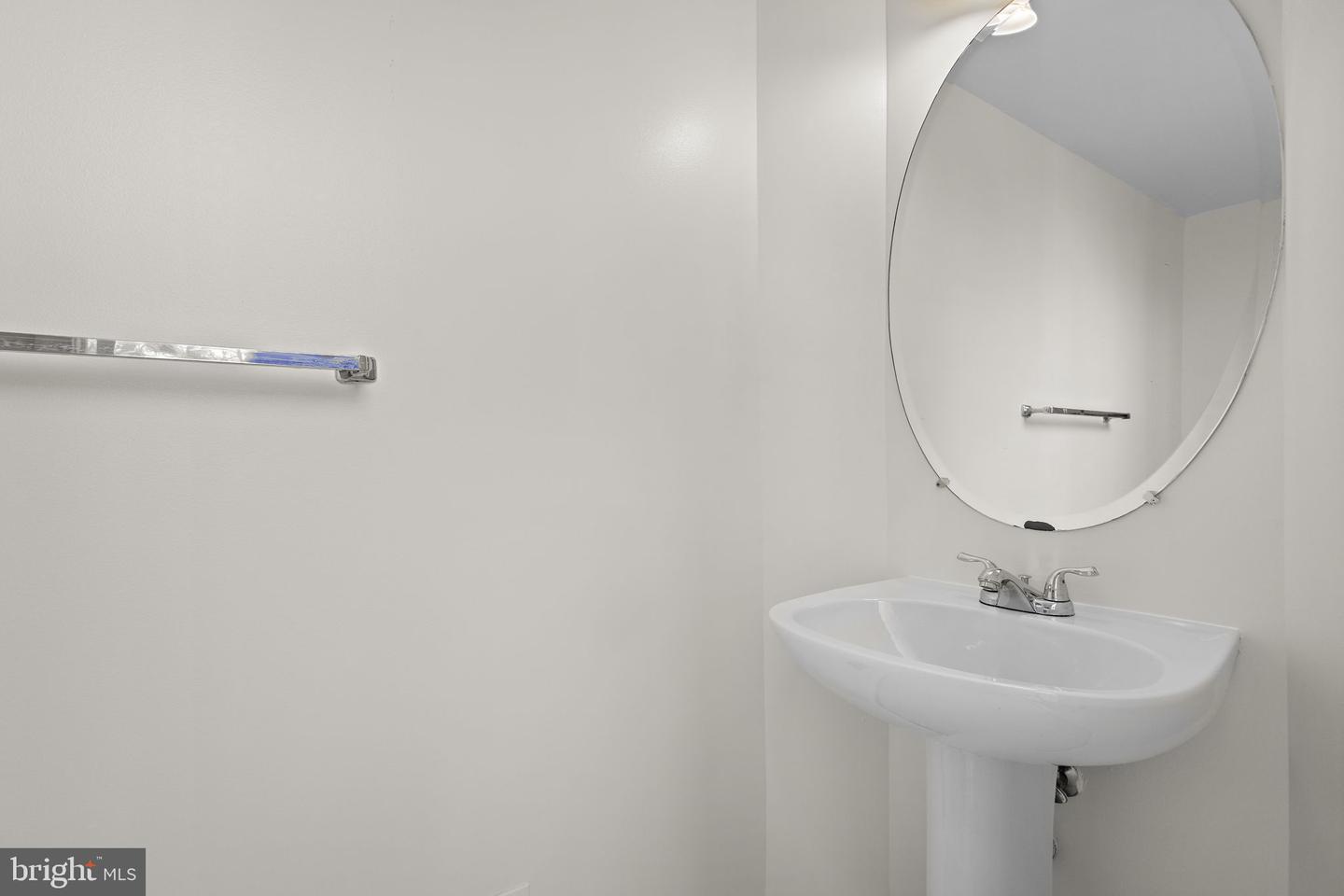 10828 CARAWAY CIR, MANASSAS, Virginia 20109, 4 Bedrooms Bedrooms, ,3 BathroomsBathrooms,Residential,For sale,10828 CARAWAY CIR,VAPW2107392 MLS # VAPW2107392