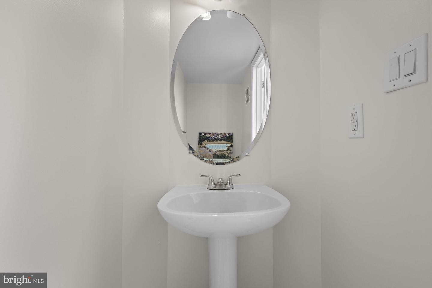 10828 CARAWAY CIR, MANASSAS, Virginia 20109, 4 Bedrooms Bedrooms, ,3 BathroomsBathrooms,Residential,For sale,10828 CARAWAY CIR,VAPW2107392 MLS # VAPW2107392