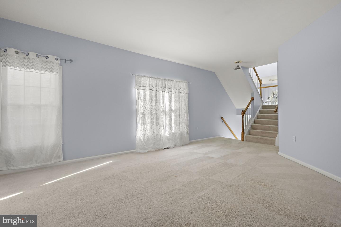 10828 CARAWAY CIR, MANASSAS, Virginia 20109, 4 Bedrooms Bedrooms, ,3 BathroomsBathrooms,Residential,For sale,10828 CARAWAY CIR,VAPW2107392 MLS # VAPW2107392