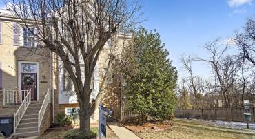 10828 CARAWAY CIR, MANASSAS, Virginia 20109, 4 Bedrooms Bedrooms, ,3 BathroomsBathrooms,Residential,For sale,10828 CARAWAY CIR,VAPW2107392 MLS # VAPW2107392