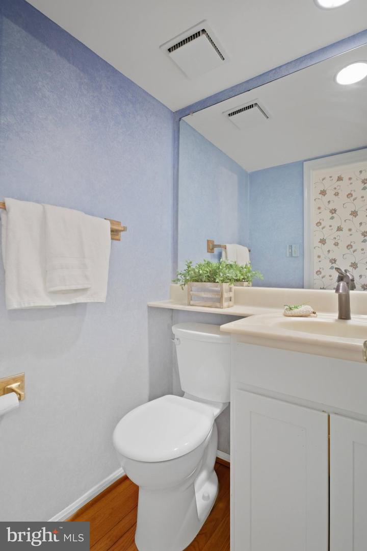 9109 PARLIAMENT DR, BURKE, Virginia 22015, 4 Bedrooms Bedrooms, ,3 BathroomsBathrooms,Residential,For sale,9109 PARLIAMENT DR,VAFX2278718 MLS # VAFX2278718 9109 PARLIAMENT DR, BURKE, Virginia 22015, 4 Bedrooms Bedrooms, ,3 BathroomsBathrooms,Residential,For sale,9109 PARLIAMENT DR,VAFX2278718 MLS # VAFX2278718