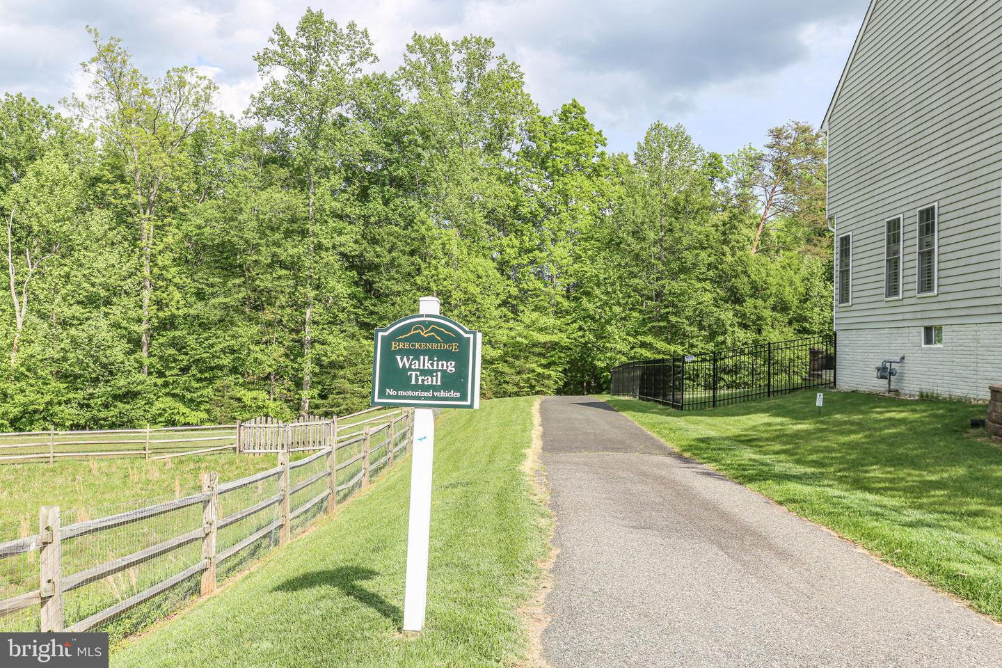 10310 LITCHFIELD DR, SPOTSYLVANIA, Virginia 22553, 5 Bedrooms Bedrooms, ,3 BathroomsBathrooms,Residential,For sale,10310 LITCHFIELD DR,VASP2037918 MLS # VASP2037918