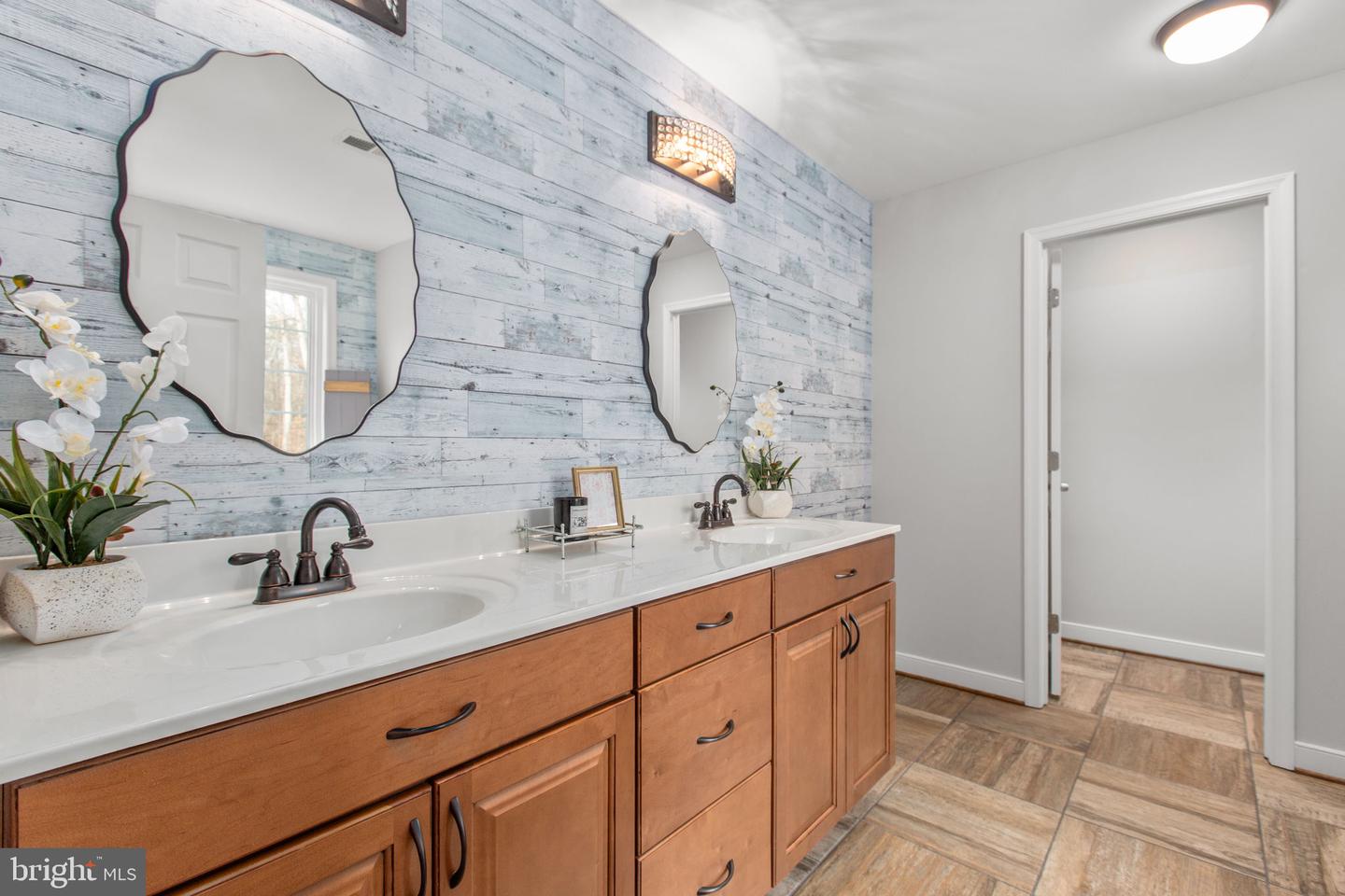 11803 WILDERNESS PARK DR, SPOTSYLVANIA, Virginia 22551, 3 Bedrooms Bedrooms, ,2 BathroomsBathrooms,Residential,For sale,11803 WILDERNESS PARK DR,VASP2038092 MLS # VASP2038092