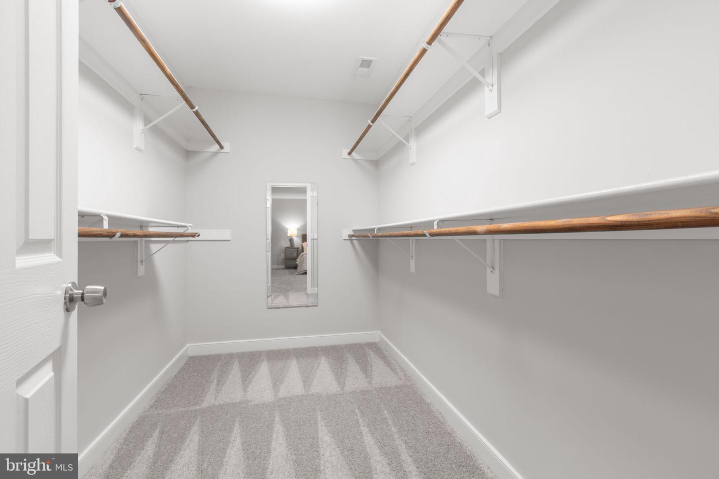 11803 WILDERNESS PARK DR, SPOTSYLVANIA, Virginia 22551, 3 Bedrooms Bedrooms, ,2 BathroomsBathrooms,Residential,For sale,11803 WILDERNESS PARK DR,VASP2038092 MLS # VASP2038092