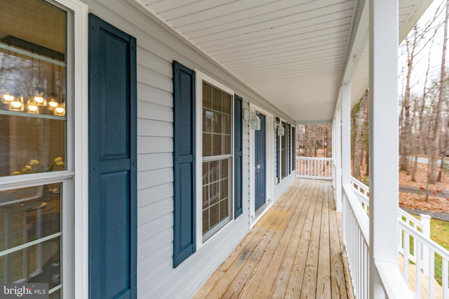 11803 WILDERNESS PARK DR, SPOTSYLVANIA, Virginia 22551, 3 Bedrooms Bedrooms, ,2 BathroomsBathrooms,Residential,For sale,11803 WILDERNESS PARK DR,VASP2038092 MLS # VASP2038092